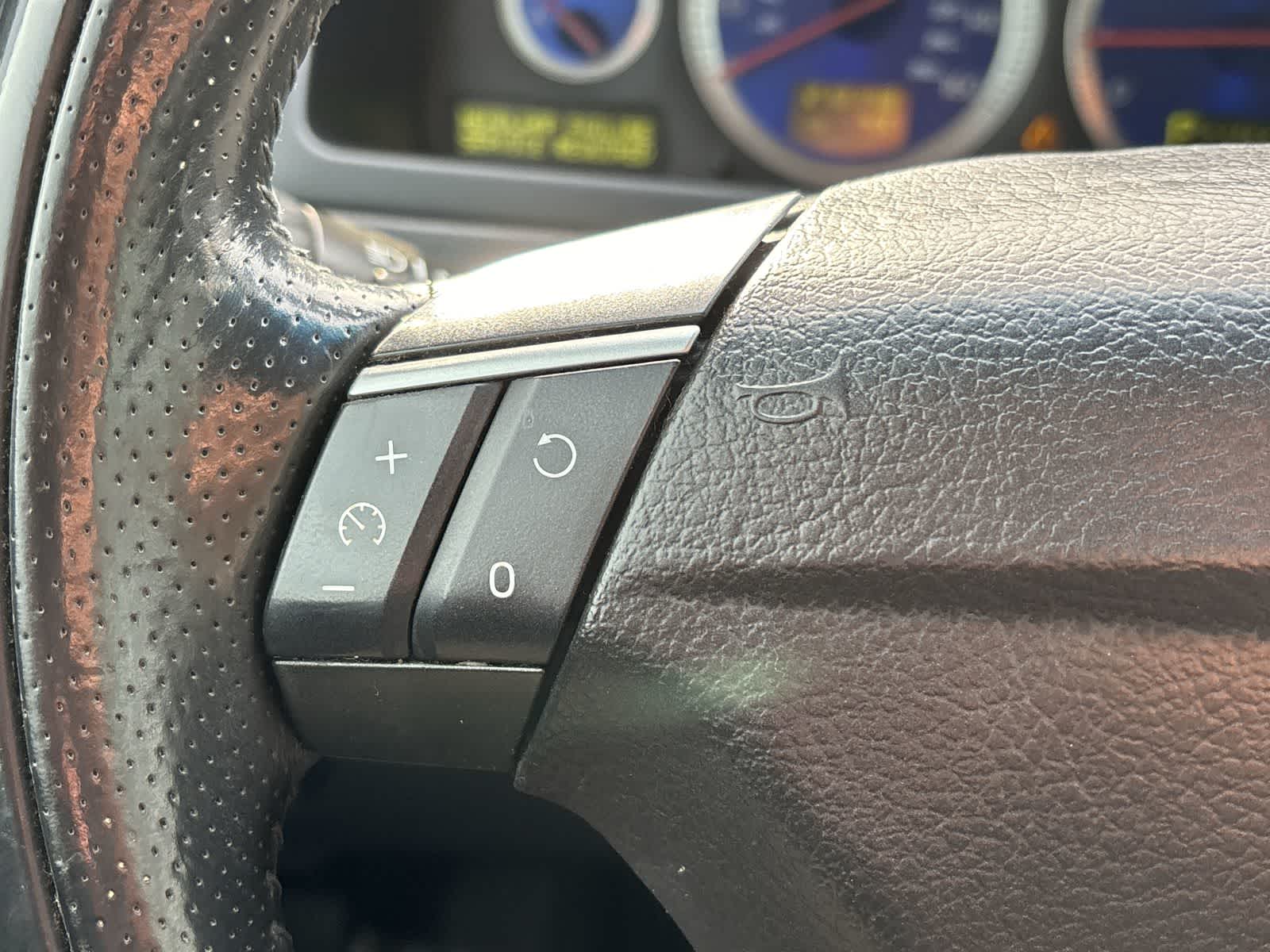 Thumbnail: 2008 Volvo XC90 - 14