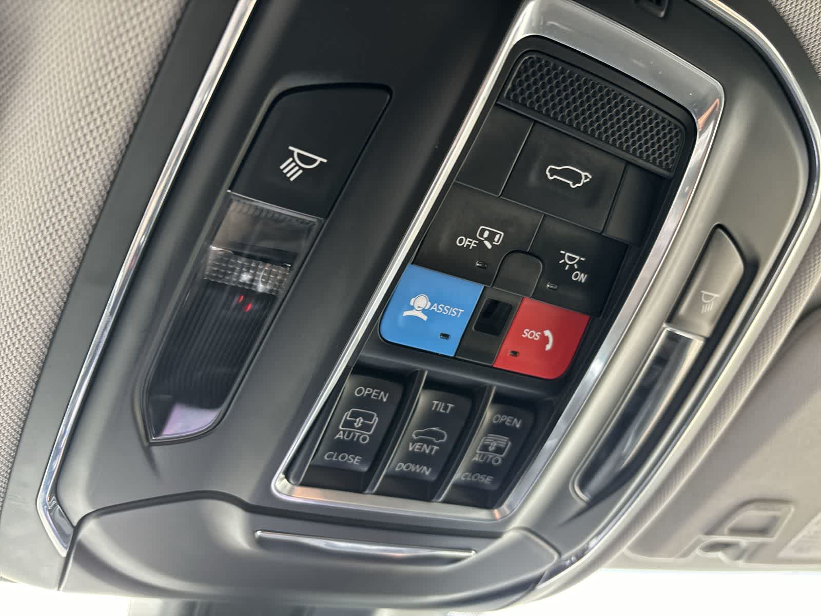 Thumbnail: 2024 Jeep Grand Cherokee - 25