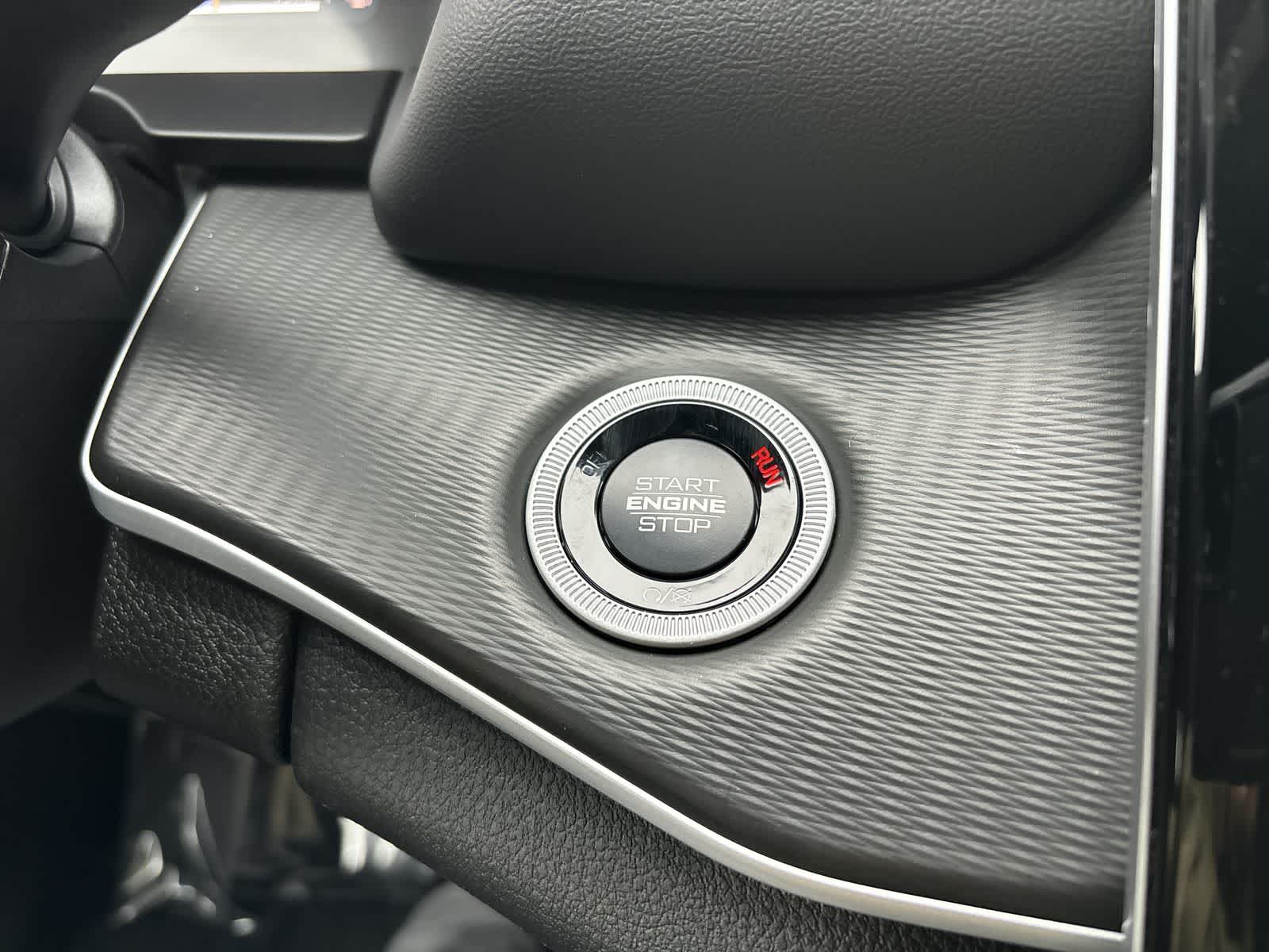 Thumbnail: 2025 Jeep Grand Cherokee - 25