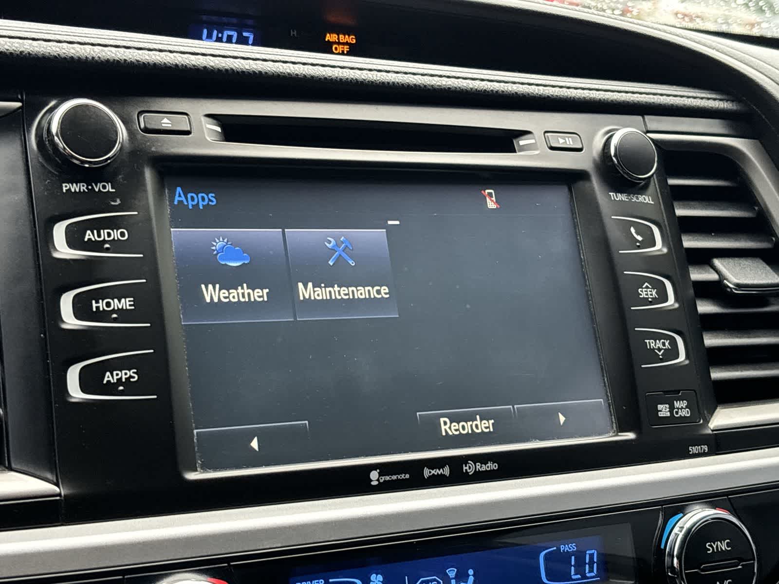 Thumbnail: 2017 Toyota Highlander - 22