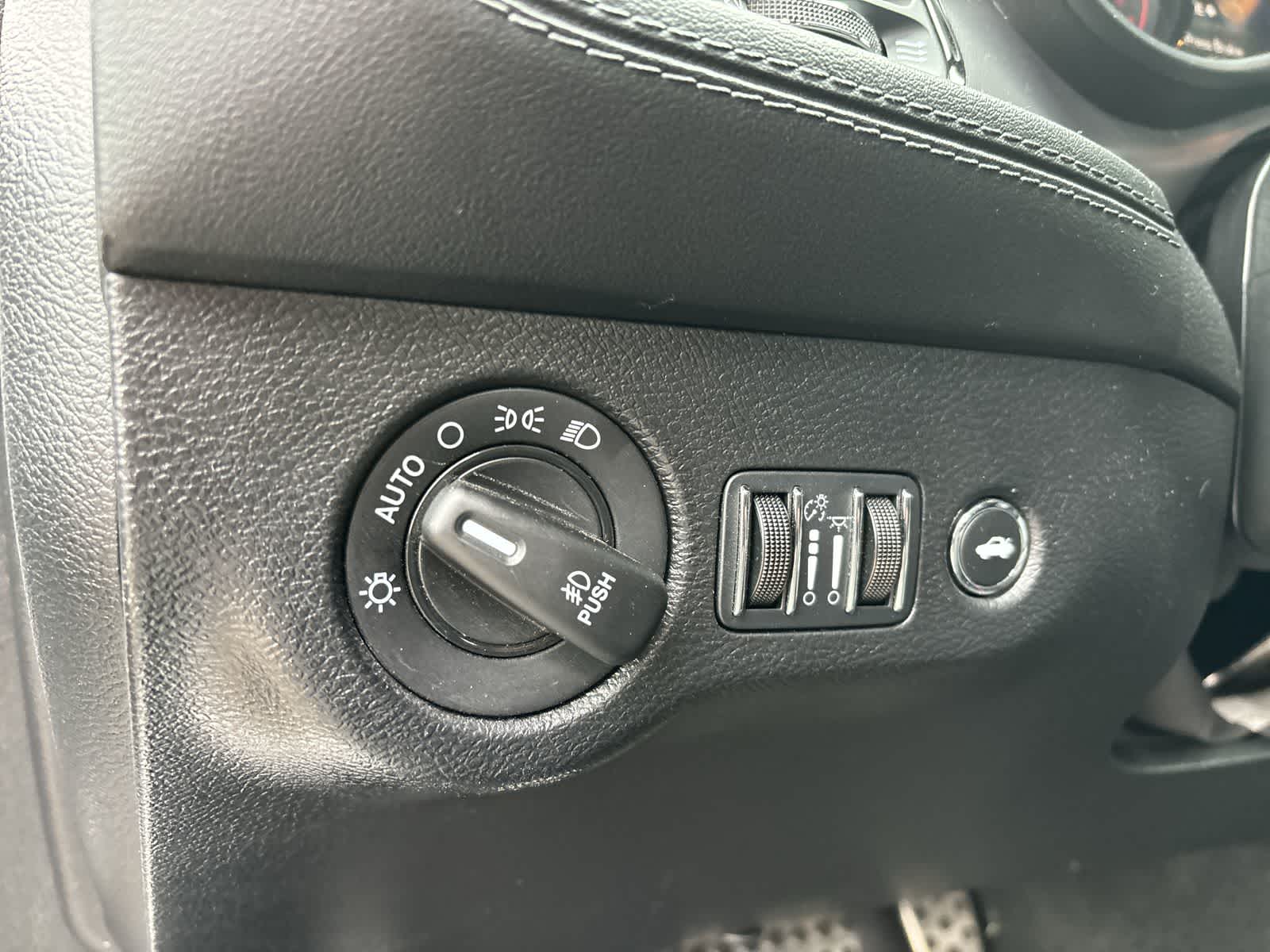 Thumbnail: 2023 Dodge Challenger - 7