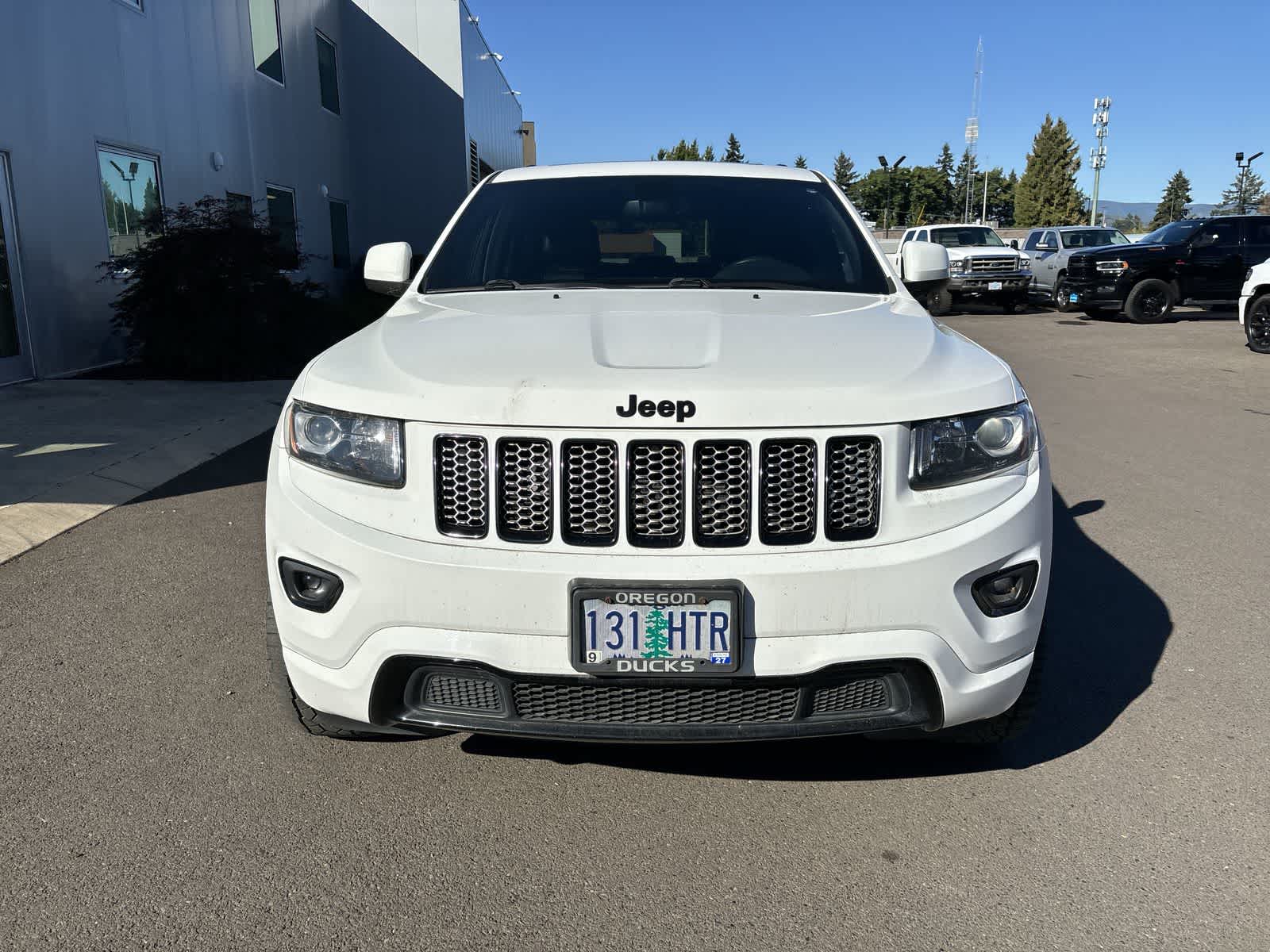 Thumbnail: 2015 Jeep Grand Cherokee - 6