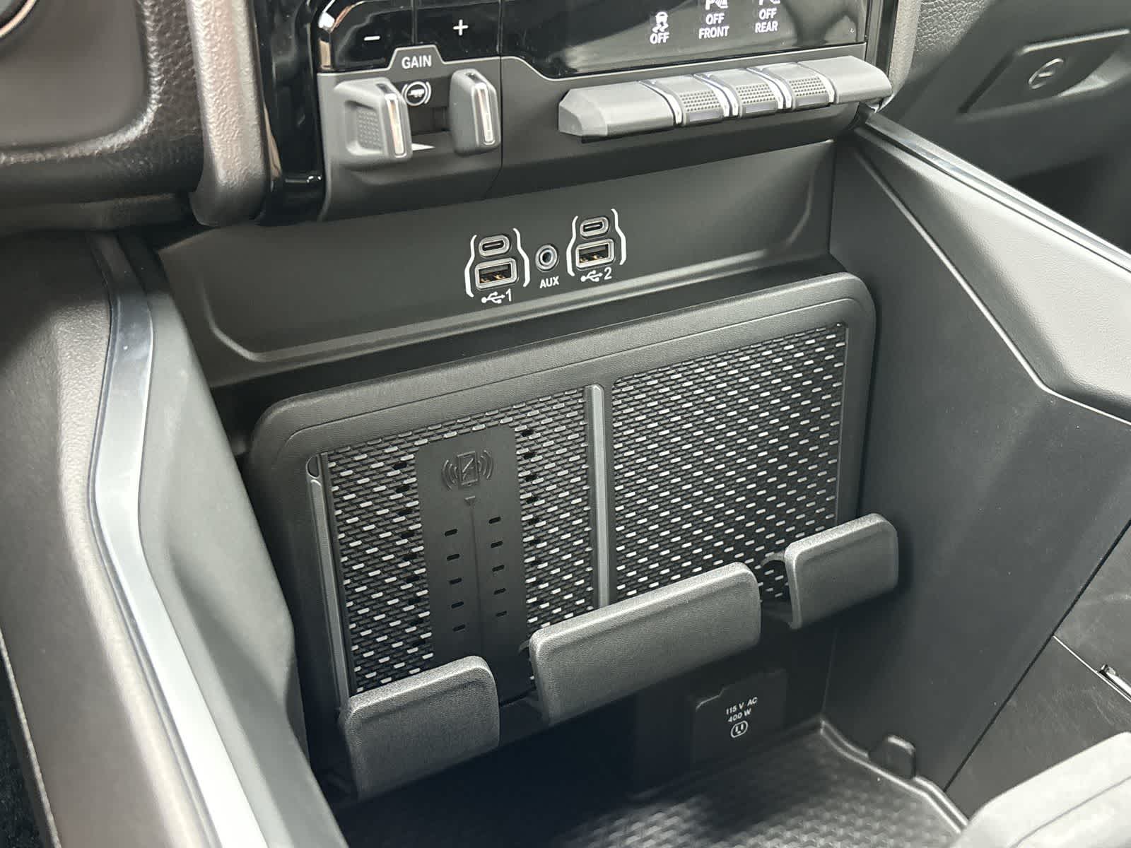 Thumbnail: 2026 RAM 1500 - 24