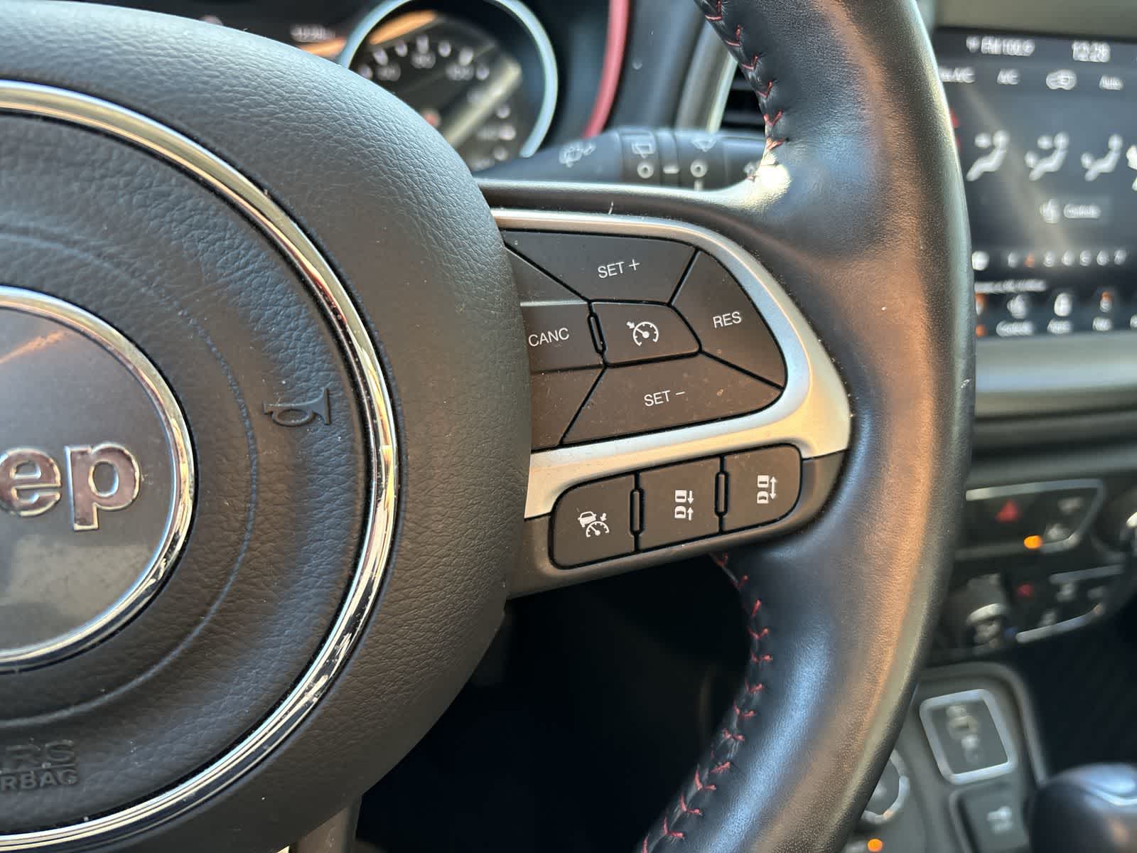 Thumbnail: 2021 Jeep Compass - 9