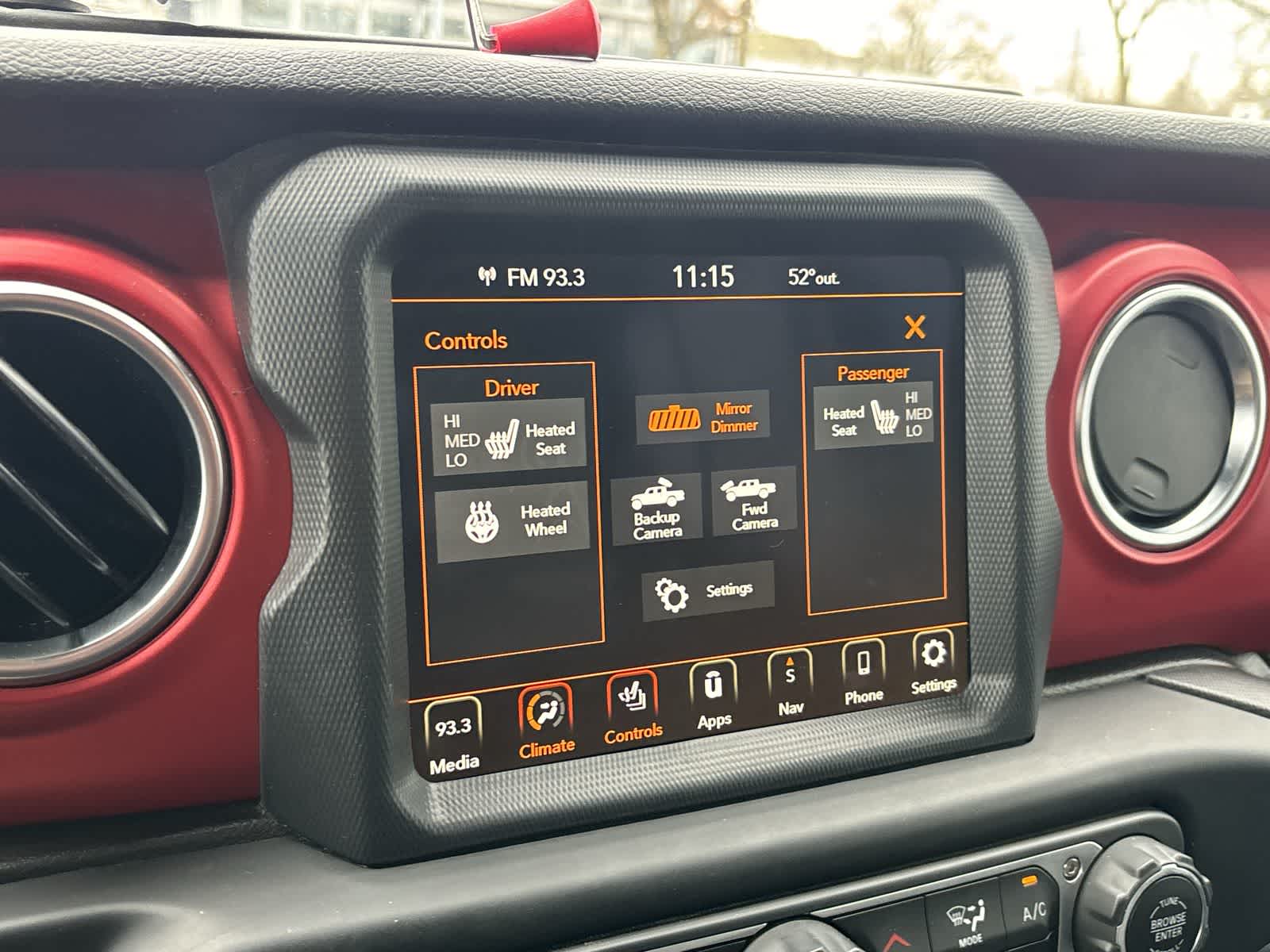 Thumbnail: 2021 Jeep Gladiator - 16