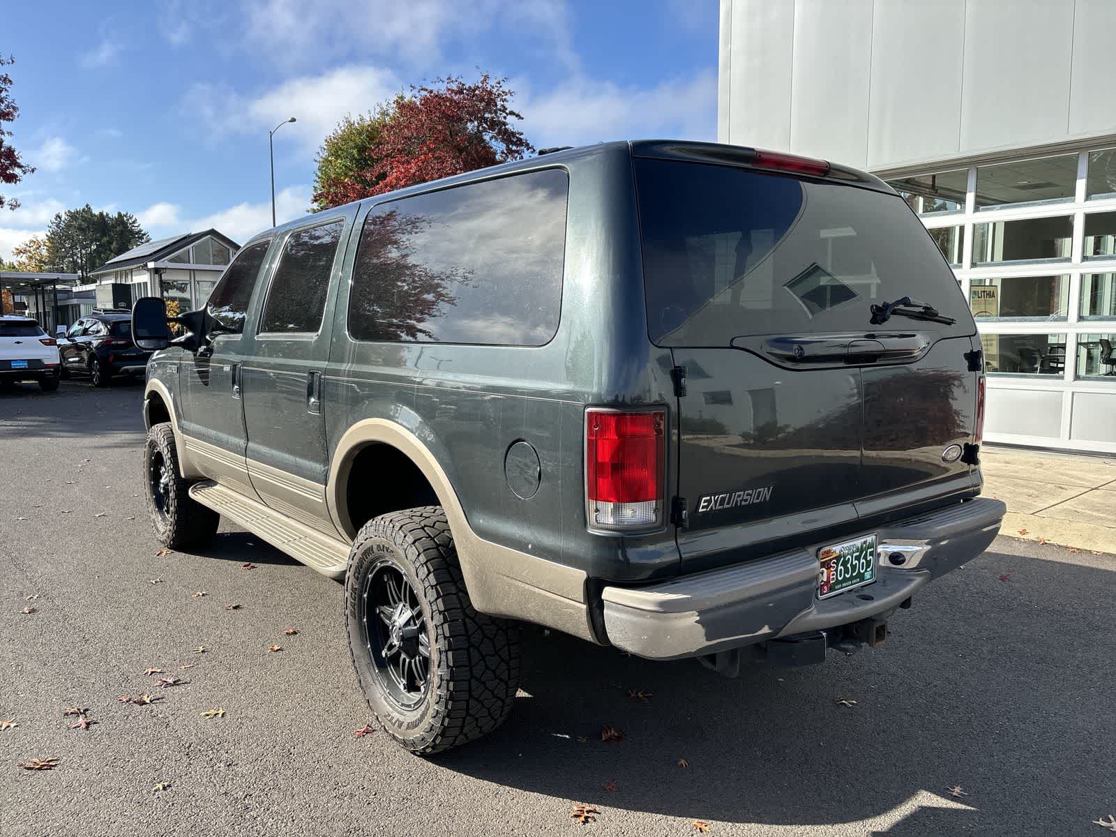 Thumbnail: 2000 Ford Excursion - 3