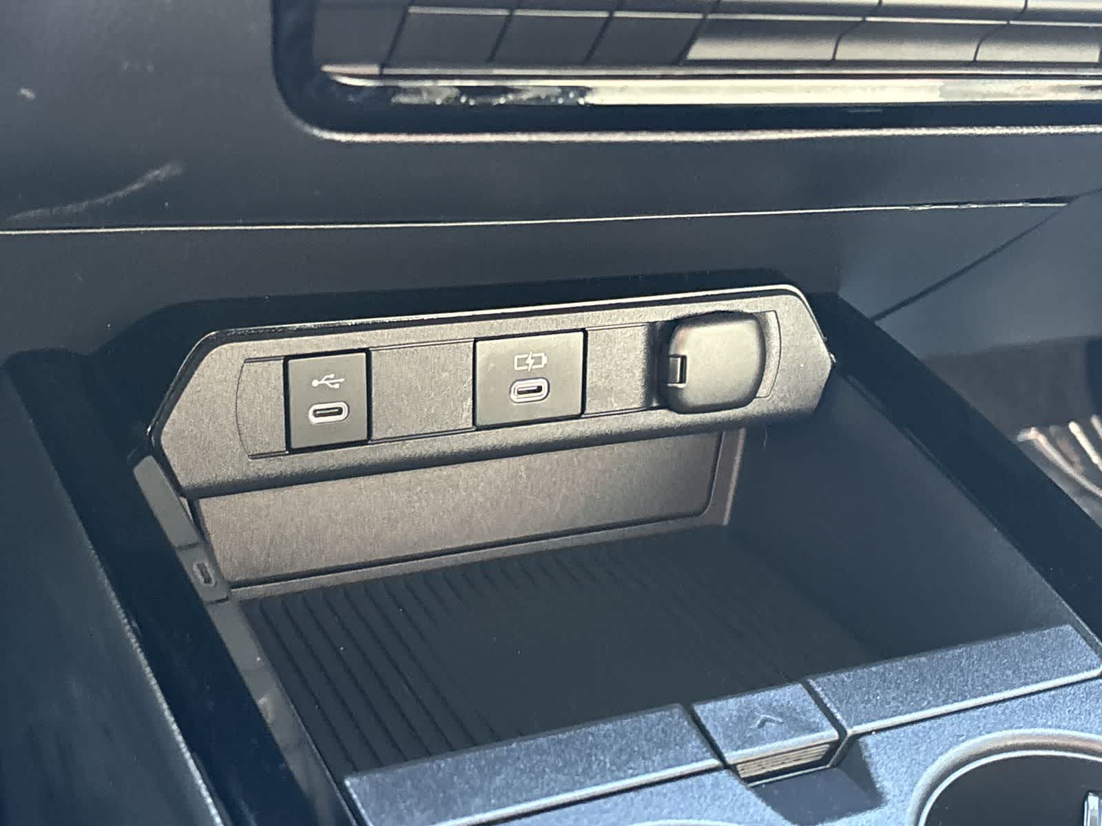 Thumbnail: 2024 Toyota Prius Prime - 23