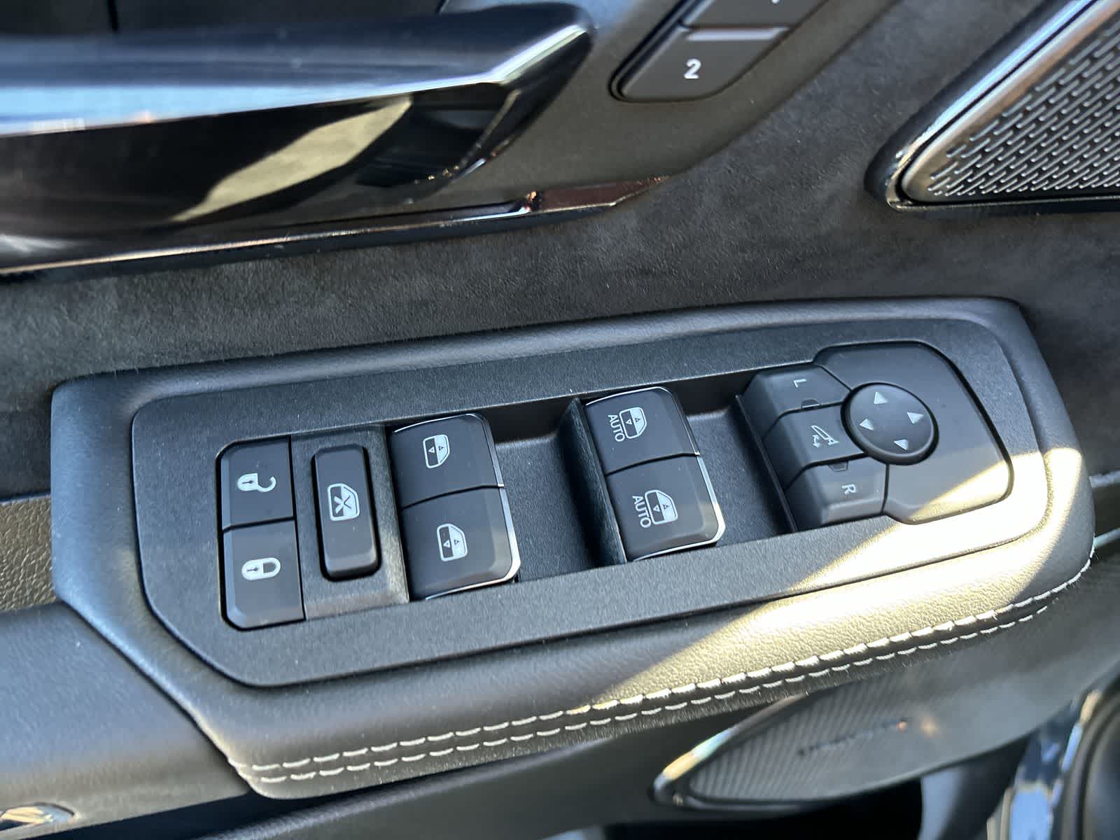 Thumbnail: 2026 RAM 1500 - 10