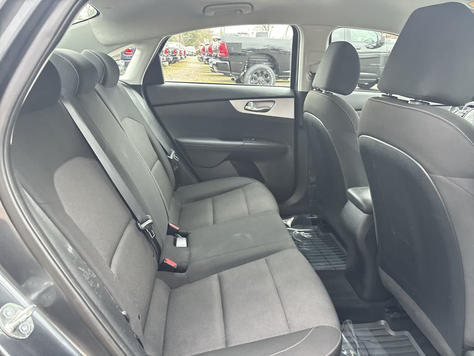 Thumbnail: 2023 Kia Forte - 7