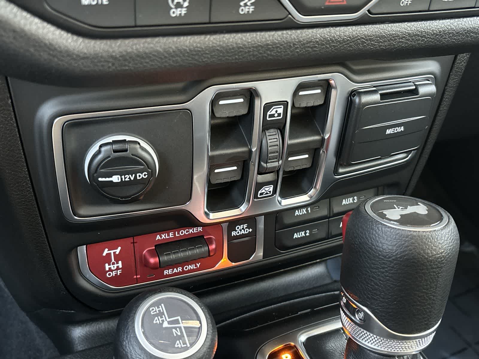 Thumbnail: 2026 Jeep Wrangler - 20