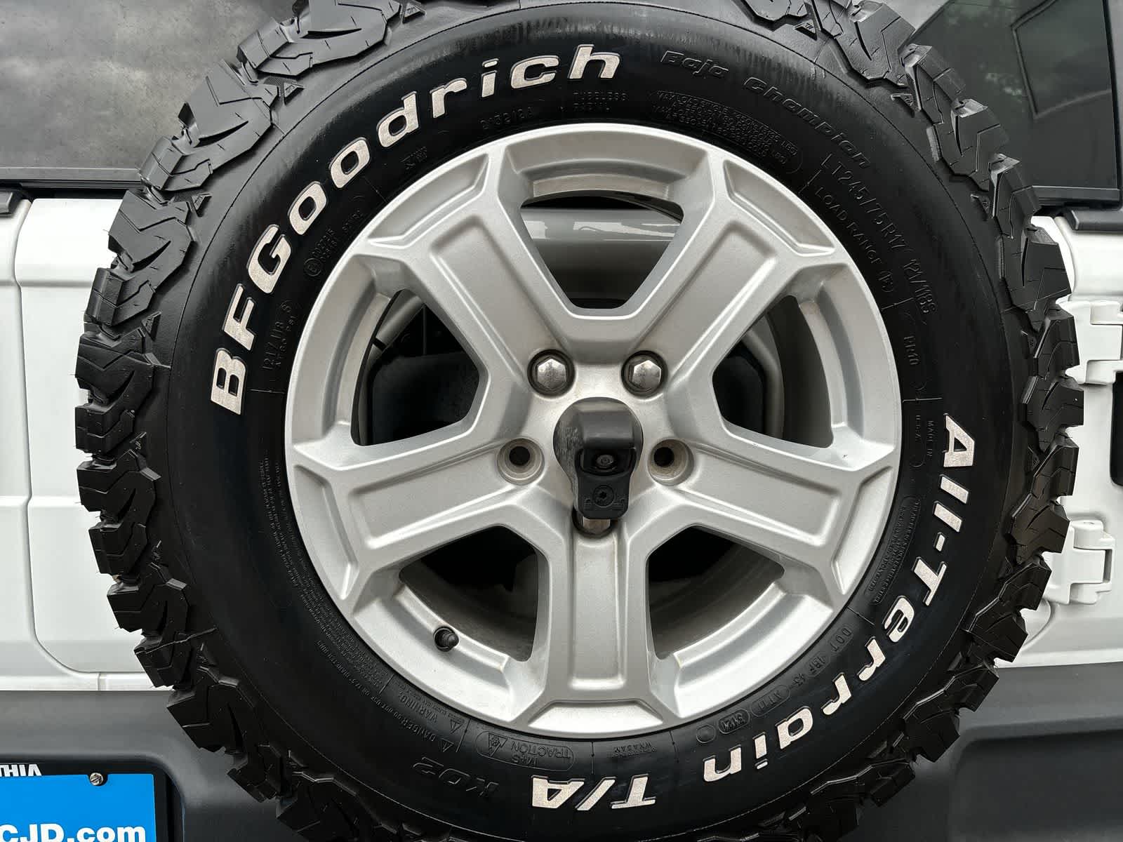 Thumbnail: 2019 Jeep Wrangler - 4