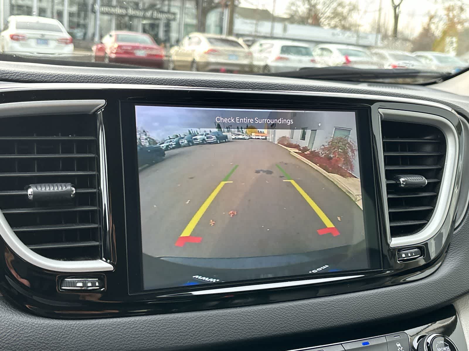 Thumbnail: 2024 Chrysler Pacifica - 21