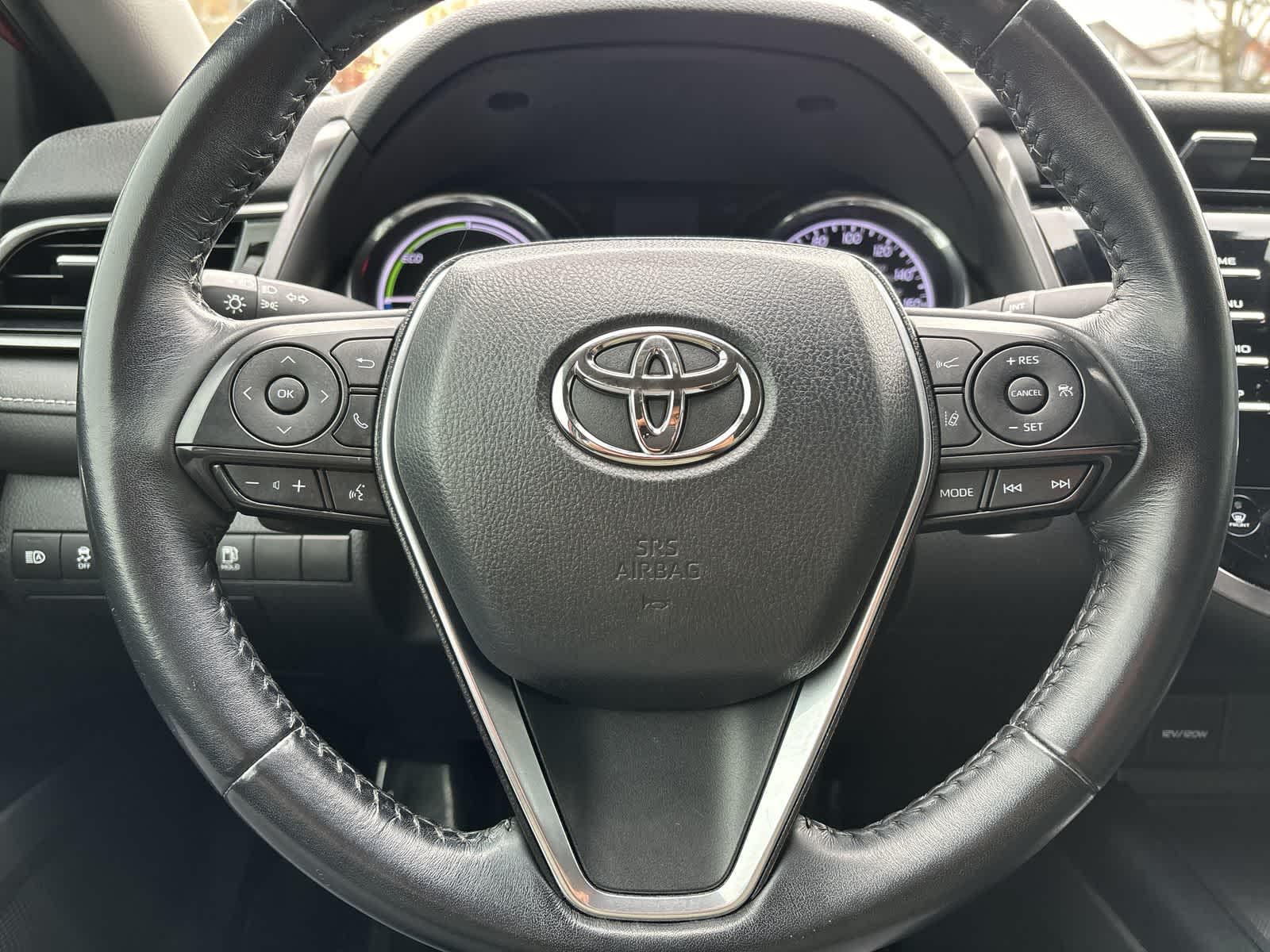 Thumbnail: 2020 Toyota Camry - 12