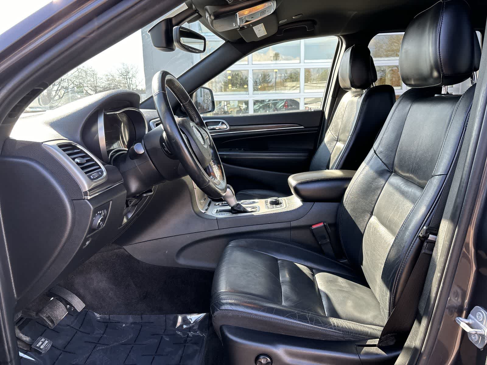 Thumbnail: 2018 Jeep Grand Cherokee - 8