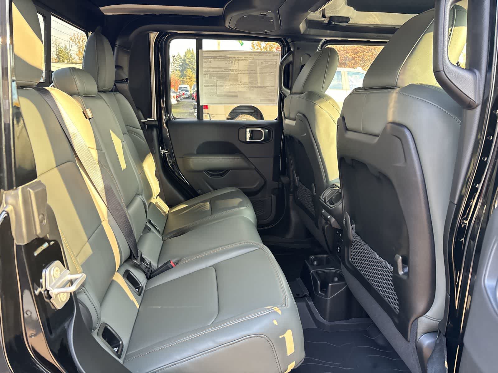 Thumbnail: 2026 Jeep Gladiator - 7