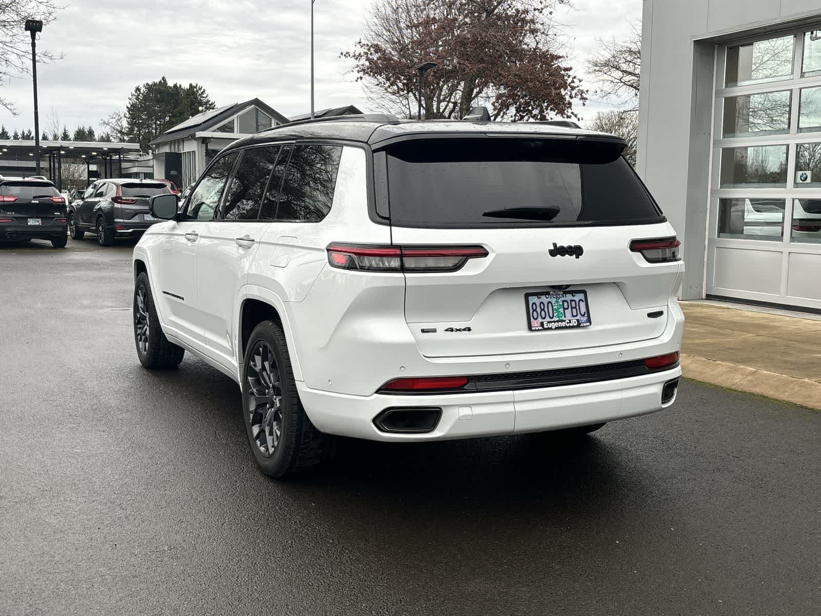 Thumbnail: 2023 Jeep Grand Cherokee - 3