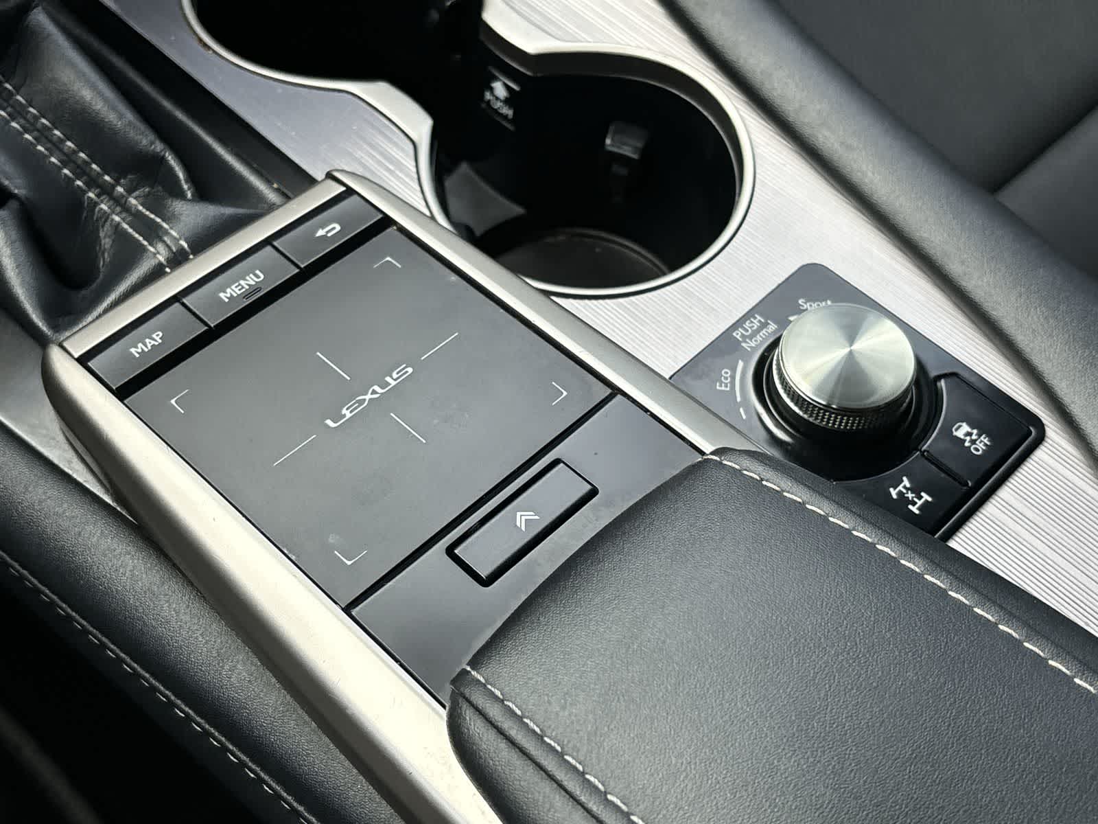 Thumbnail: 2020 Lexus RX - 27