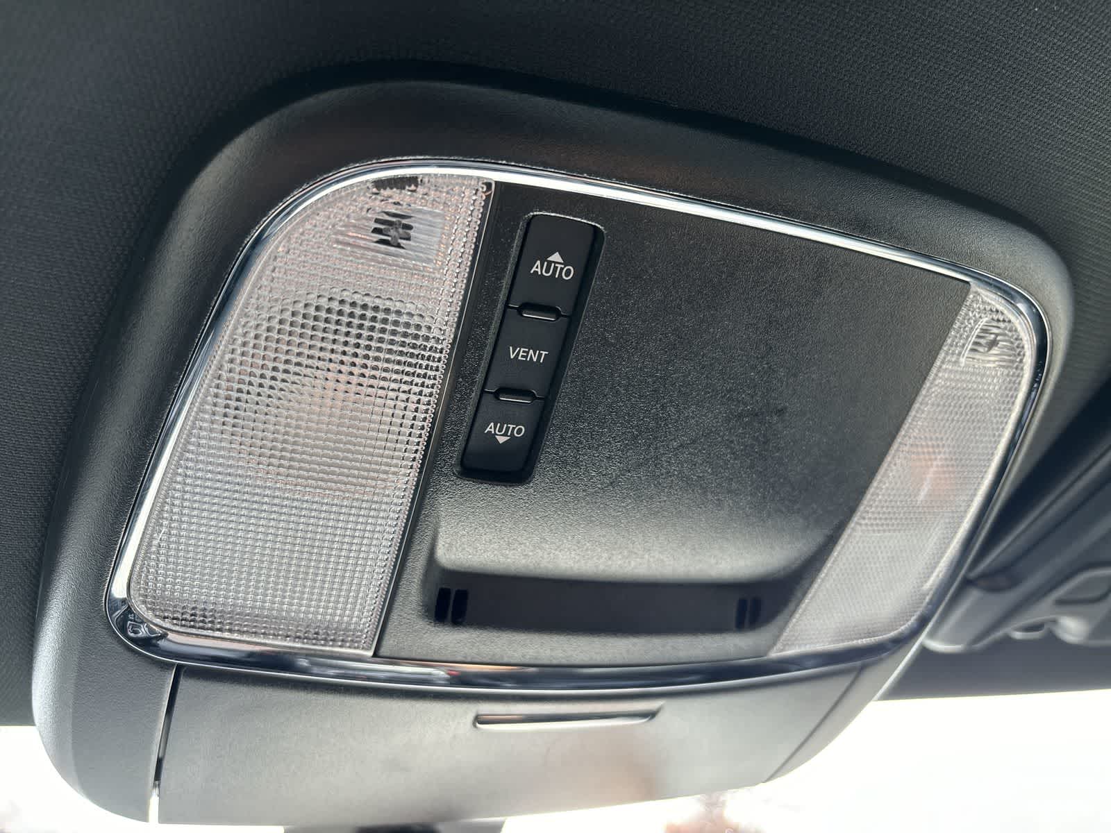 Thumbnail: 2022 Dodge Charger - 28