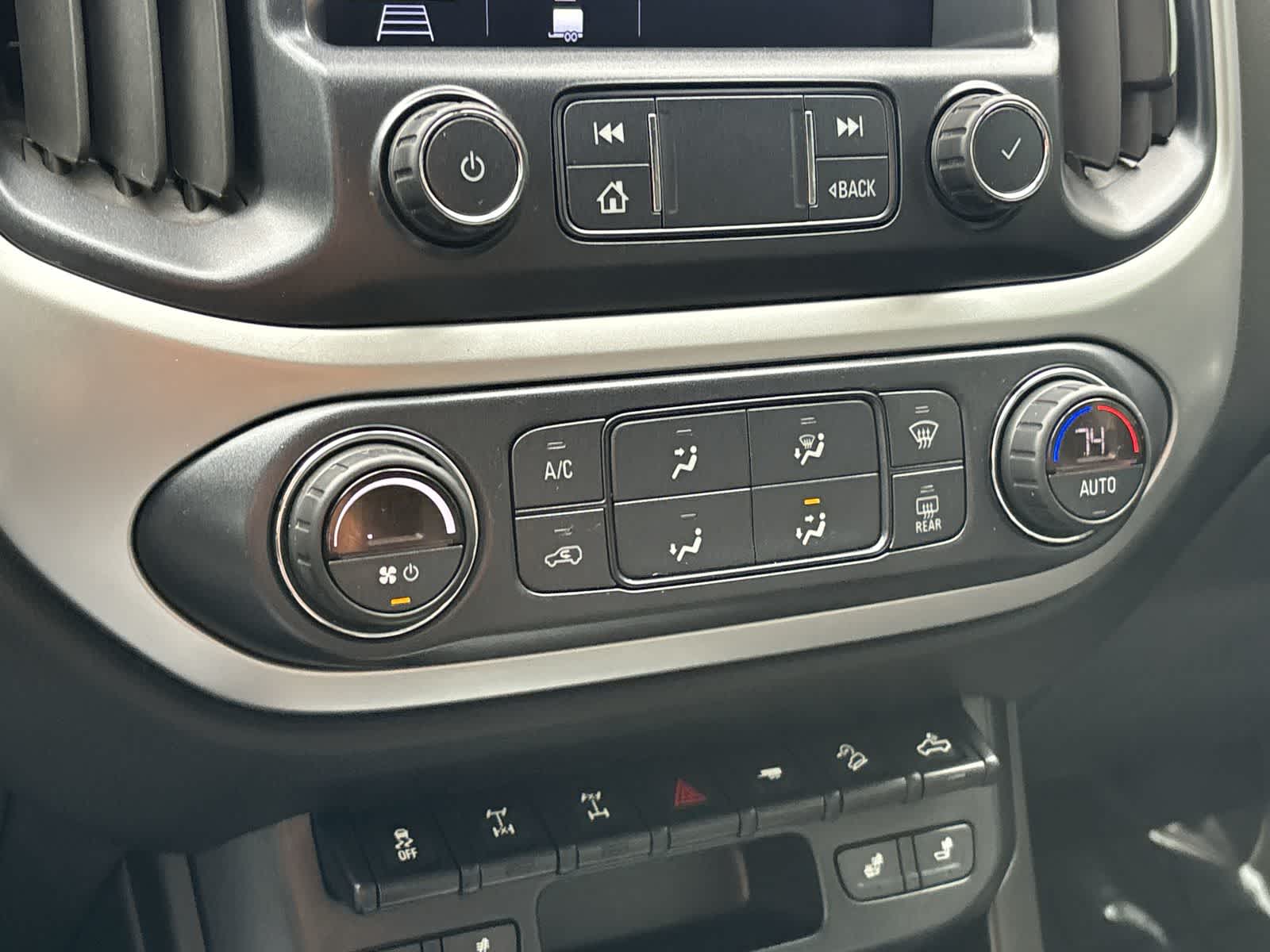 Thumbnail: 2019 Chevrolet Colorado - 25