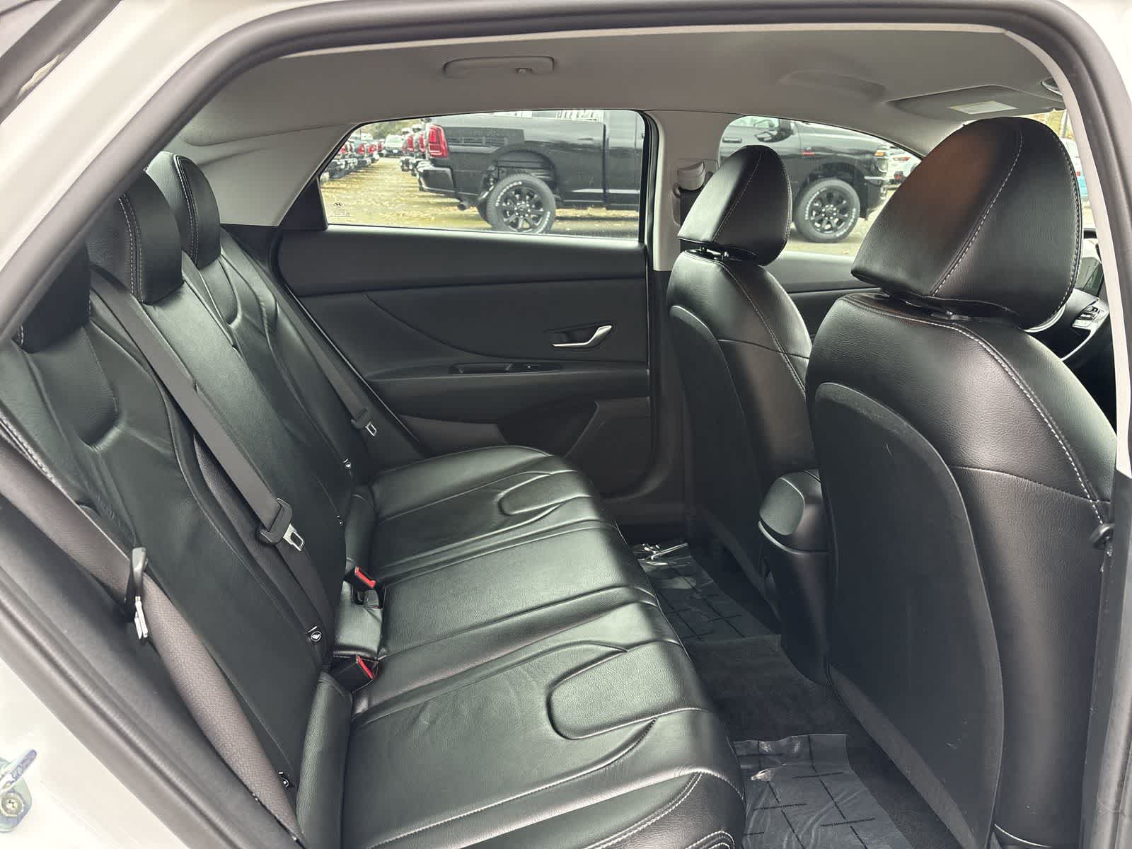 Thumbnail: 2021 Hyundai Elantra - 5