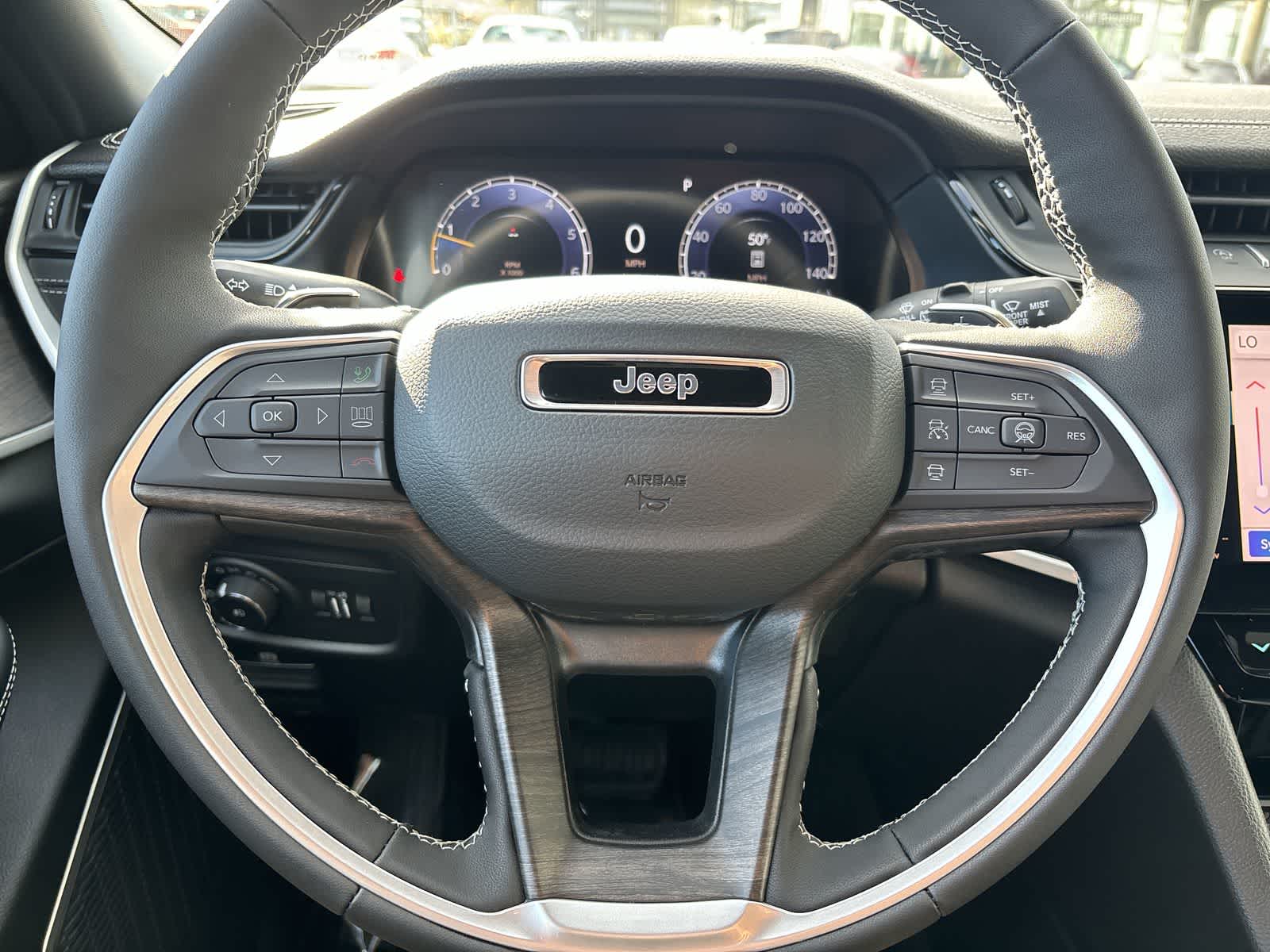 Thumbnail: 2026 Jeep Grand Cherokee - 11