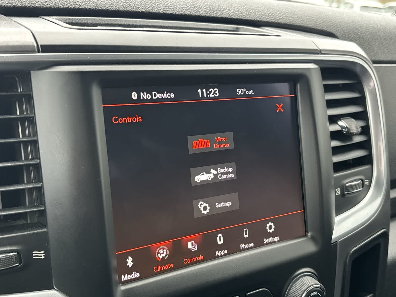 Thumbnail: 2021 RAM 1500 Classic - 20