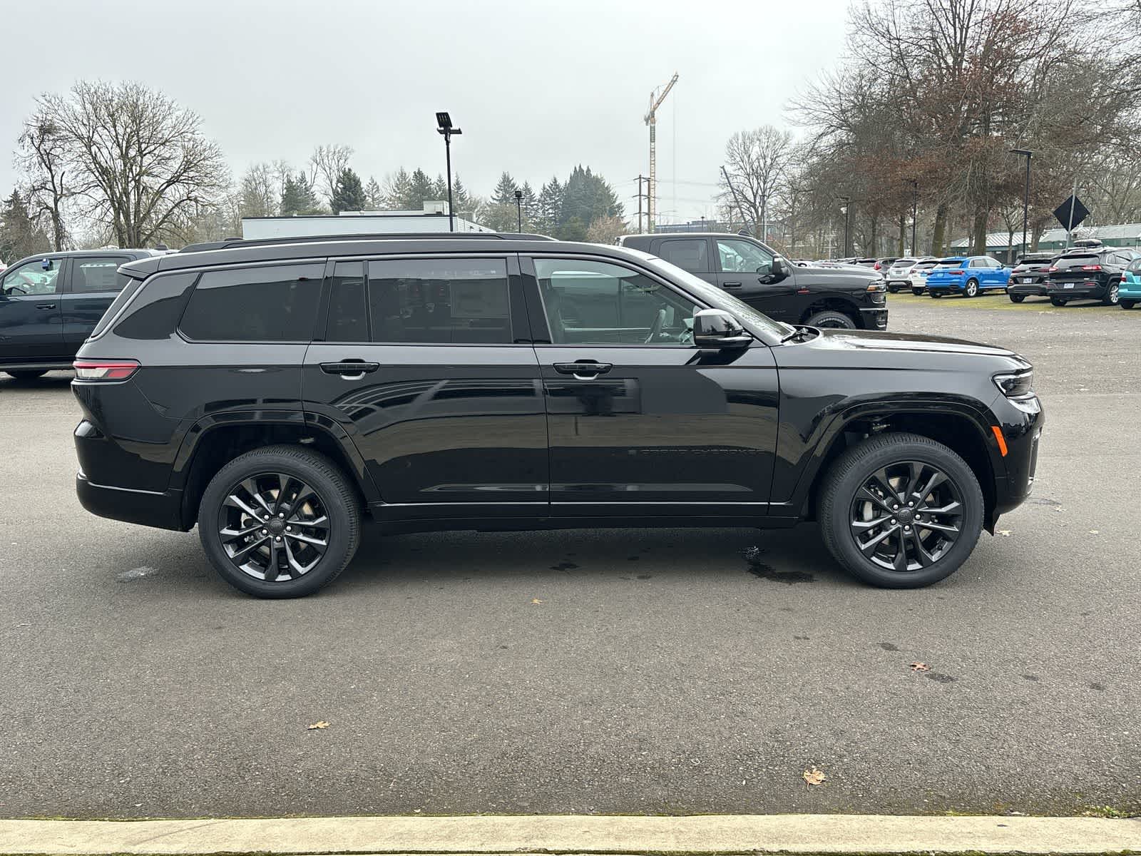 Thumbnail: 2026 Jeep Grand Cherokee L - 6