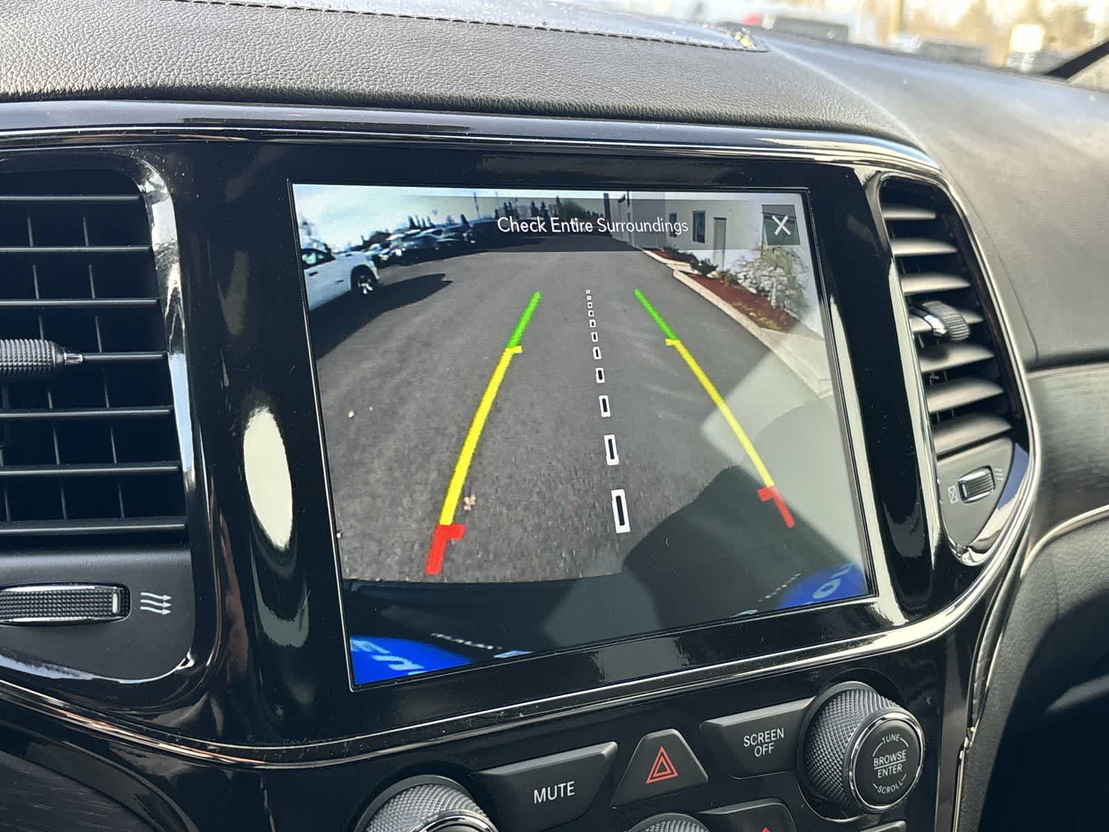 Thumbnail: 2021 Jeep Grand Cherokee - 22