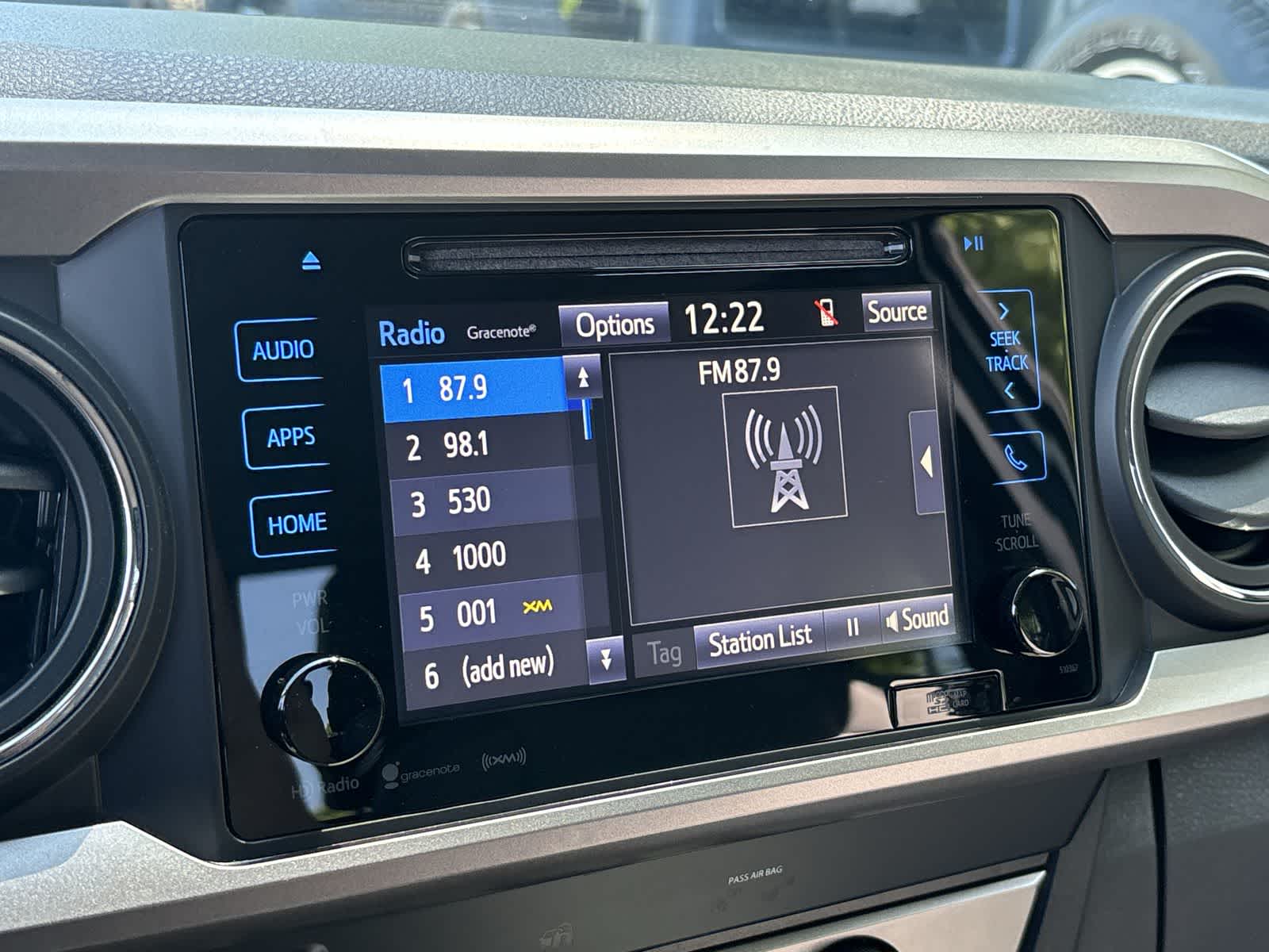 2019 Toyota Tacoma SR5 21