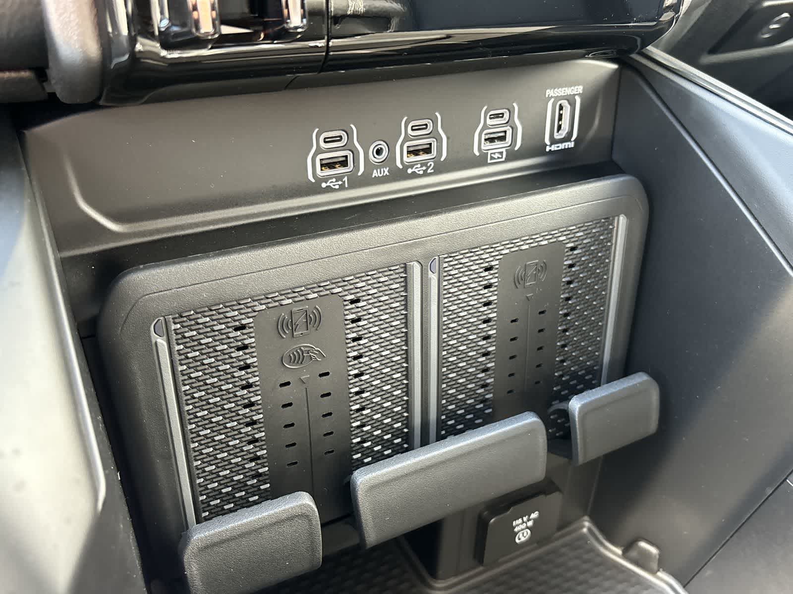 Thumbnail: 2026 RAM 1500 - 25