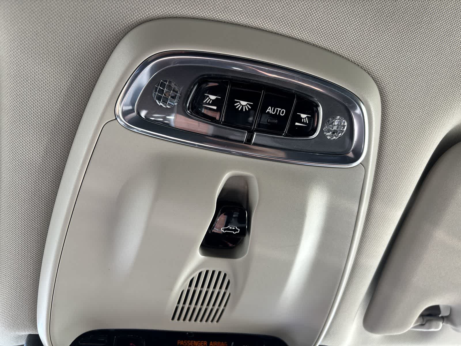 Thumbnail: 2019 Volvo XC60 - 30
