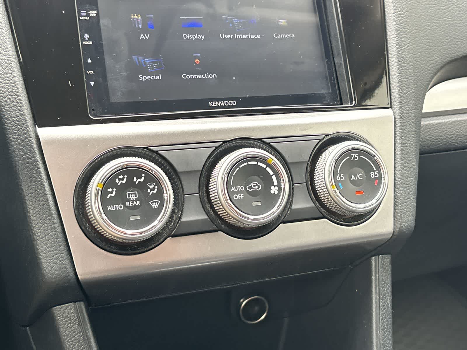 Thumbnail: 2015 Subaru XV Crosstrek - 16