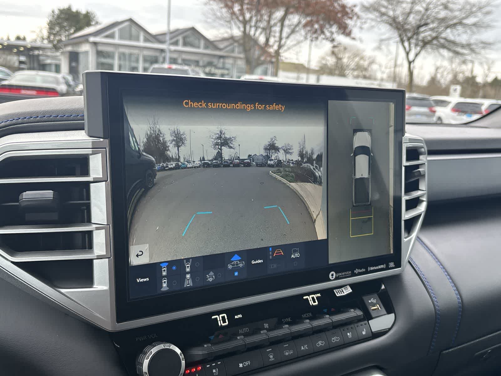 Thumbnail: 2023 Toyota Tundra - 18