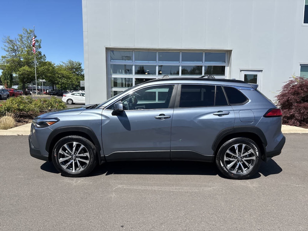 Used 2023 Toyota Corolla Cross XLE SUV