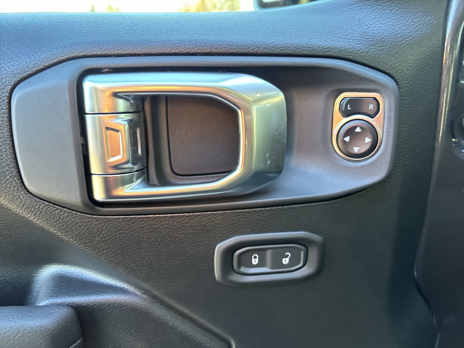 Thumbnail: 2026 Jeep Wrangler - 9