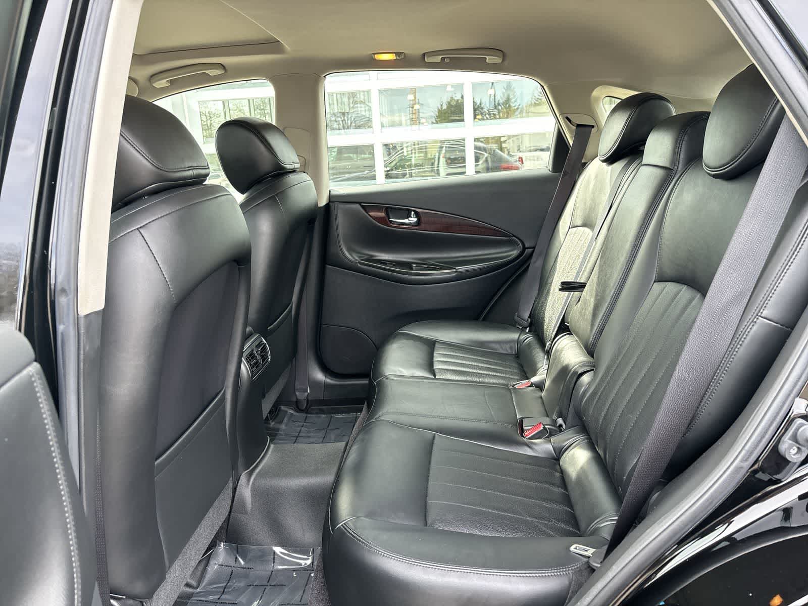 Thumbnail: 2017 INFINITI QX50 - 7