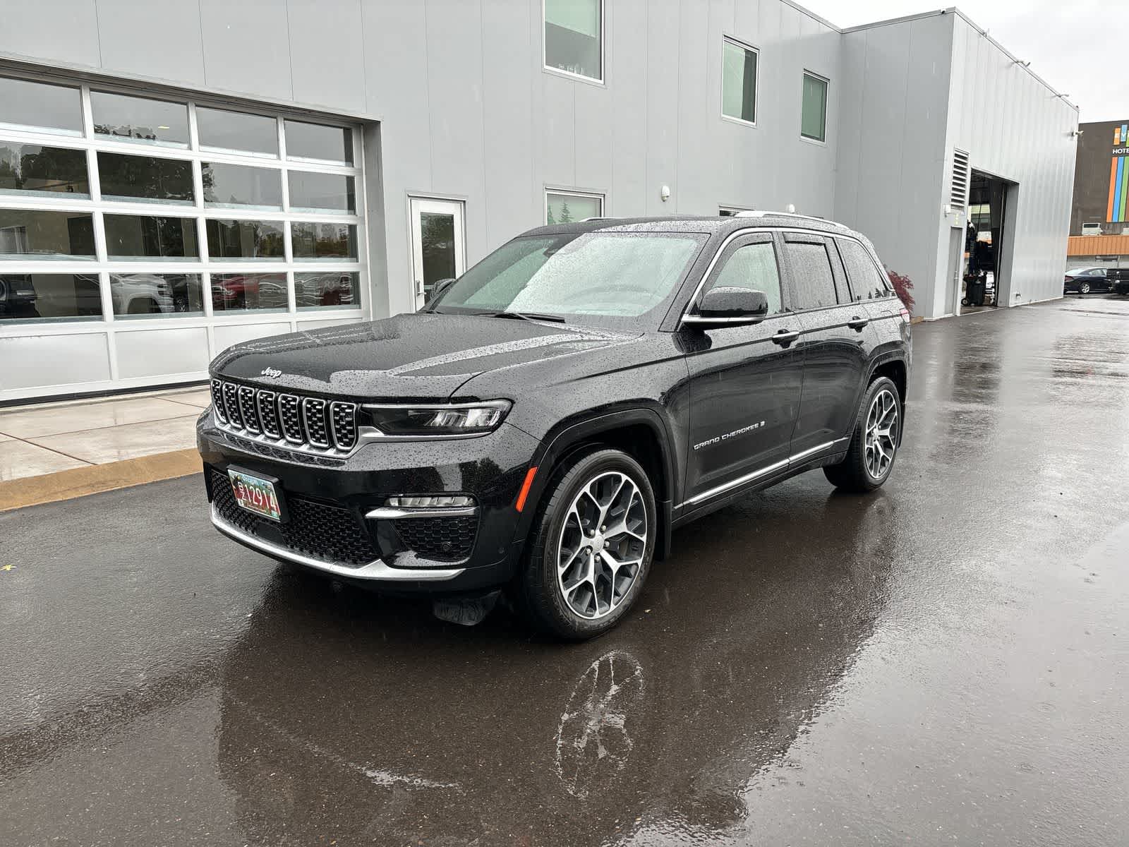 2023 Jeep Grand Cherokee Summit -
                  Eugene, OR