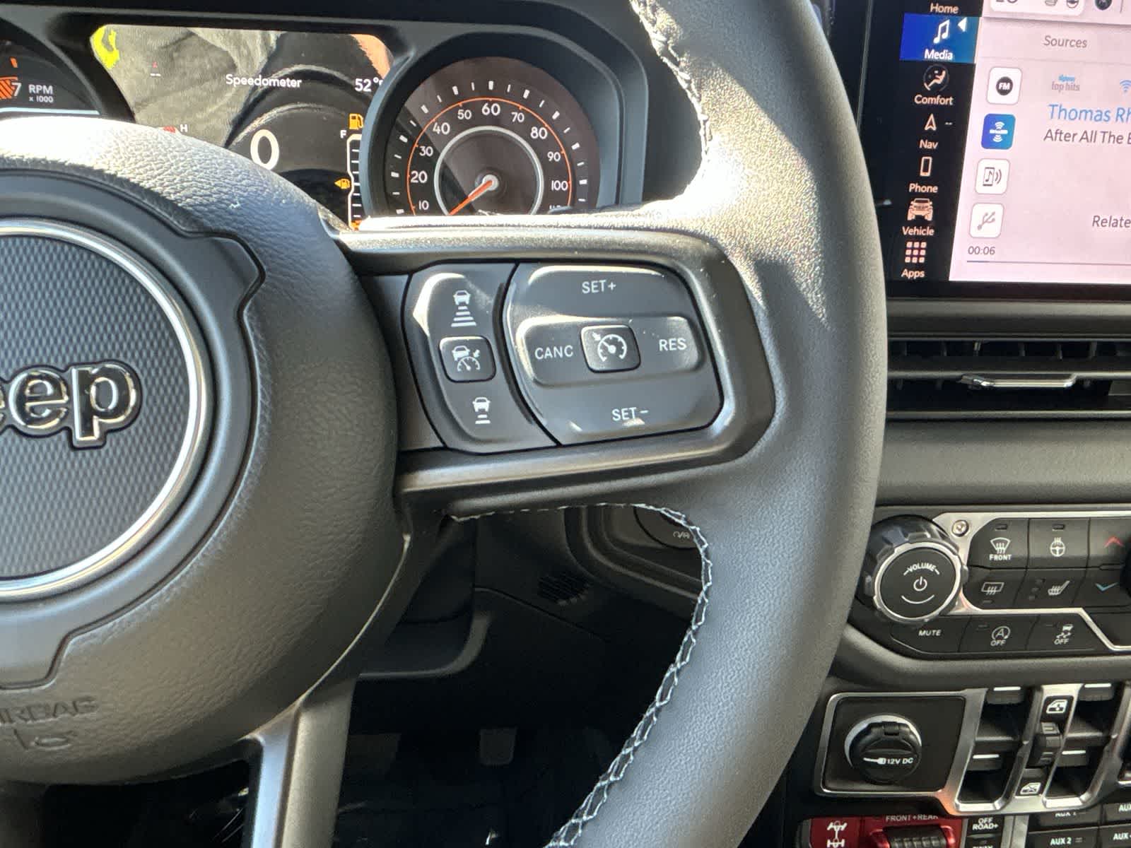 Thumbnail: 2026 Jeep Wrangler - 15