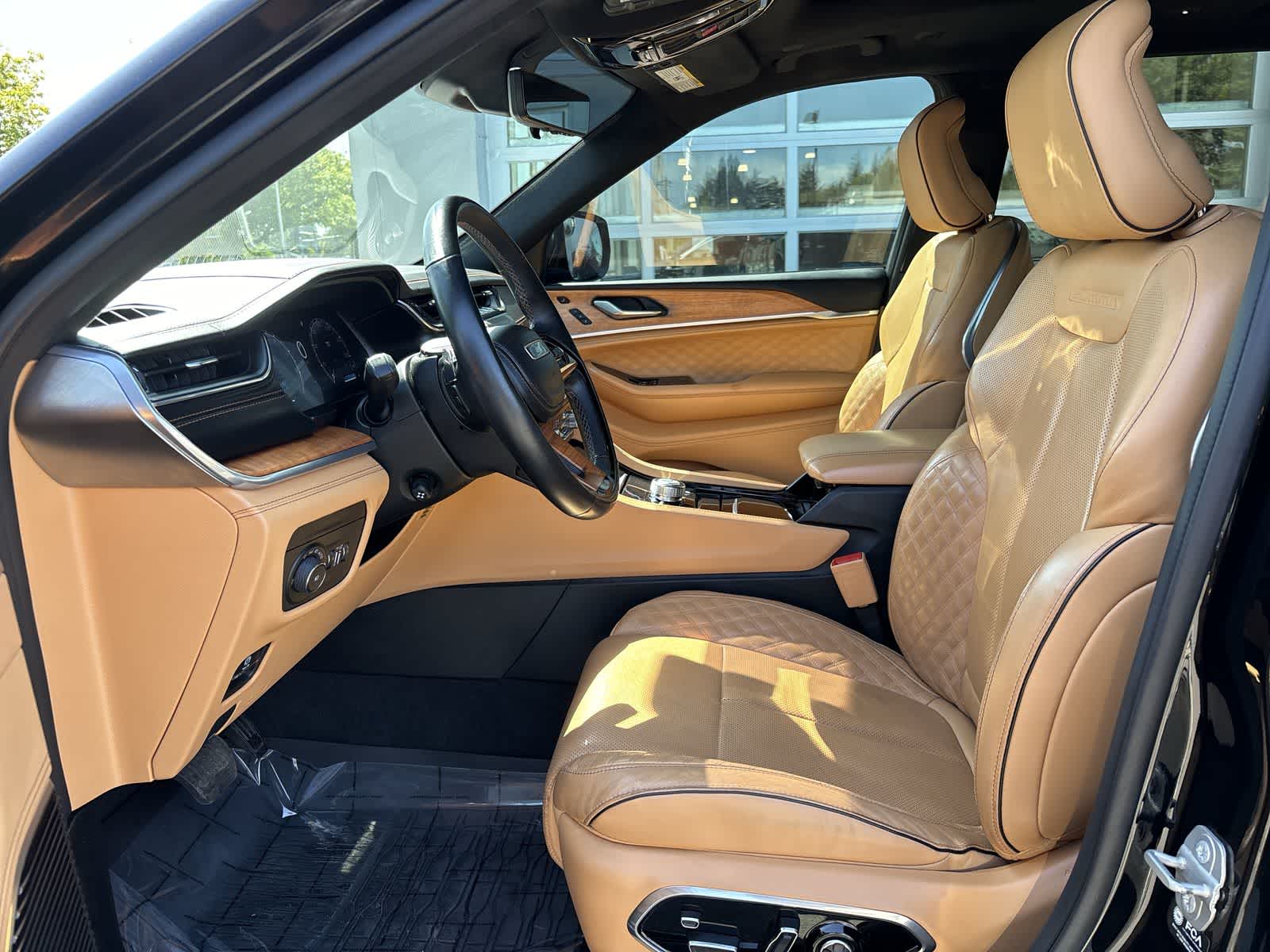 Thumbnail: 2021 Jeep Grand Cherokee L - 8