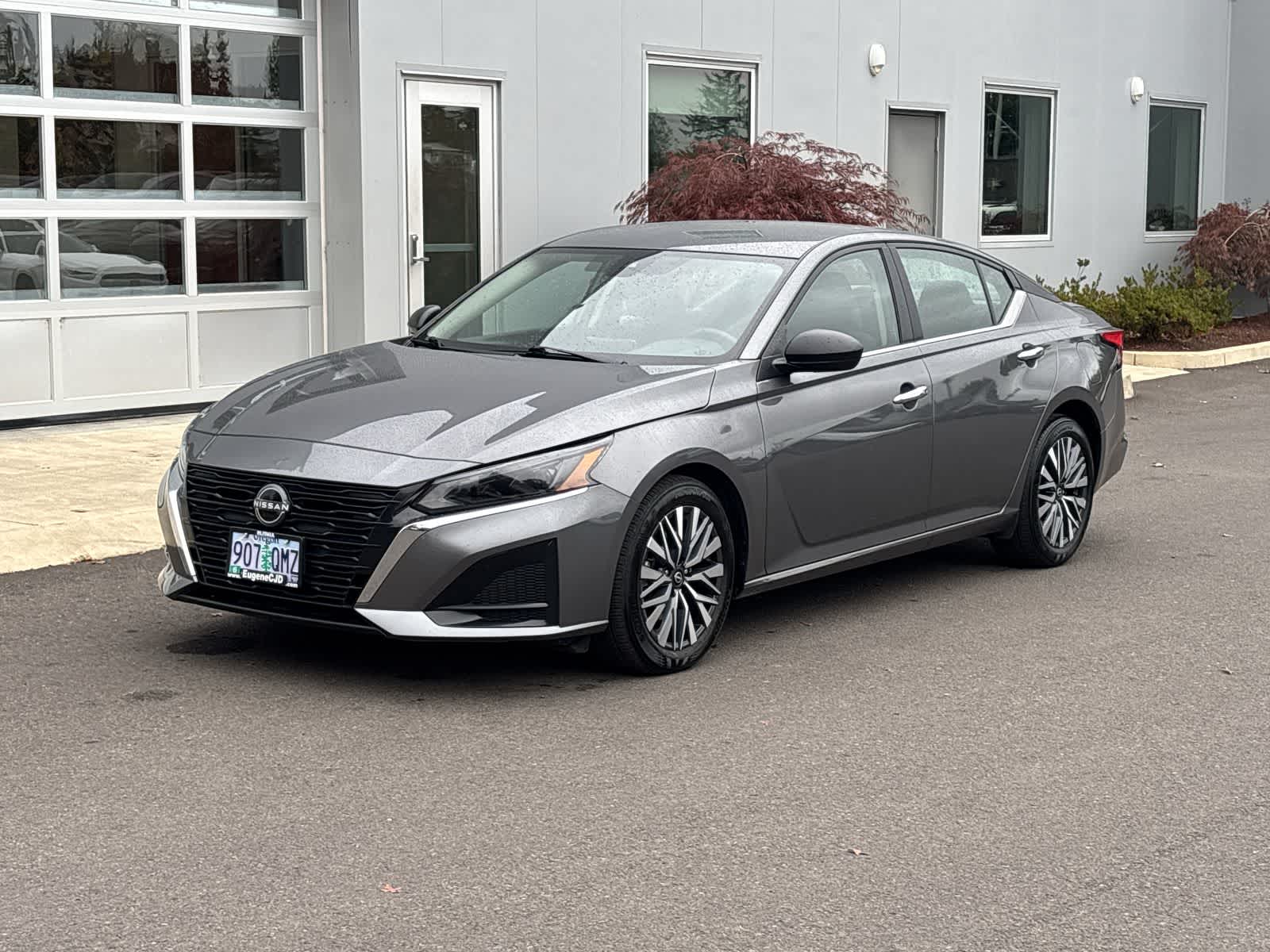 Used 2025 Nissan Altima SV Sedan