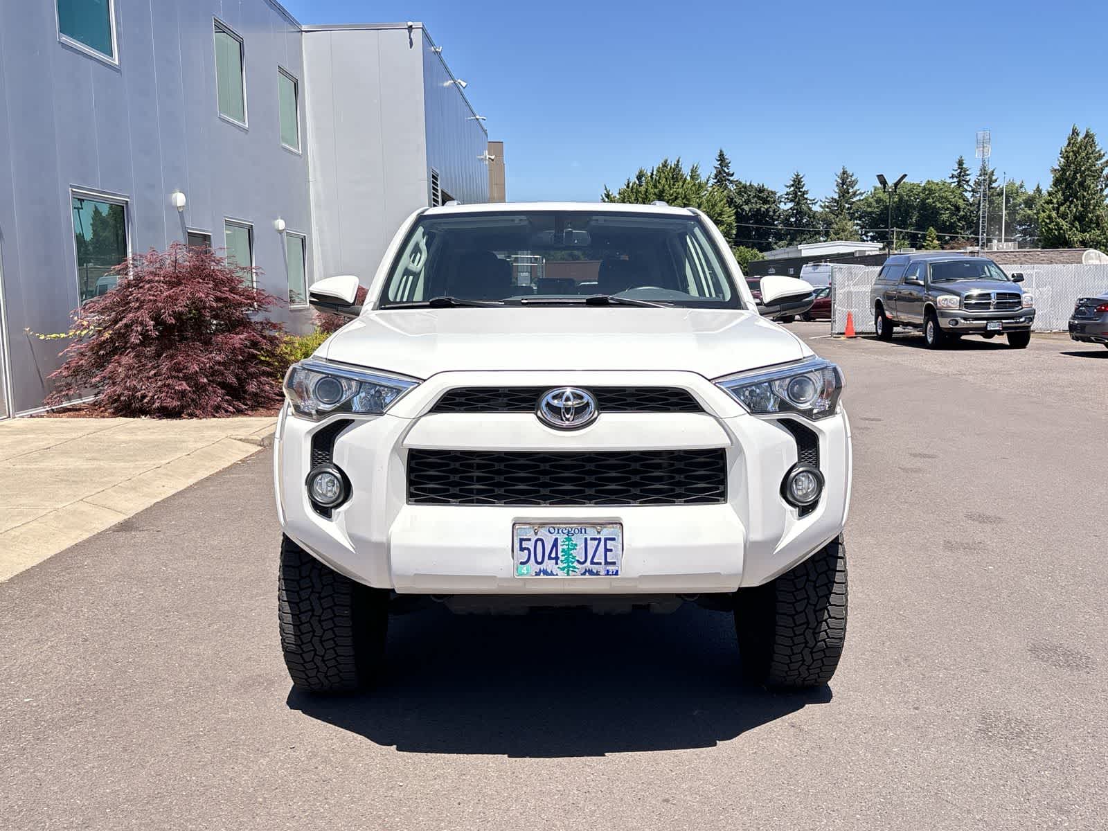 Thumbnail: 2017 Toyota 4Runner - 8