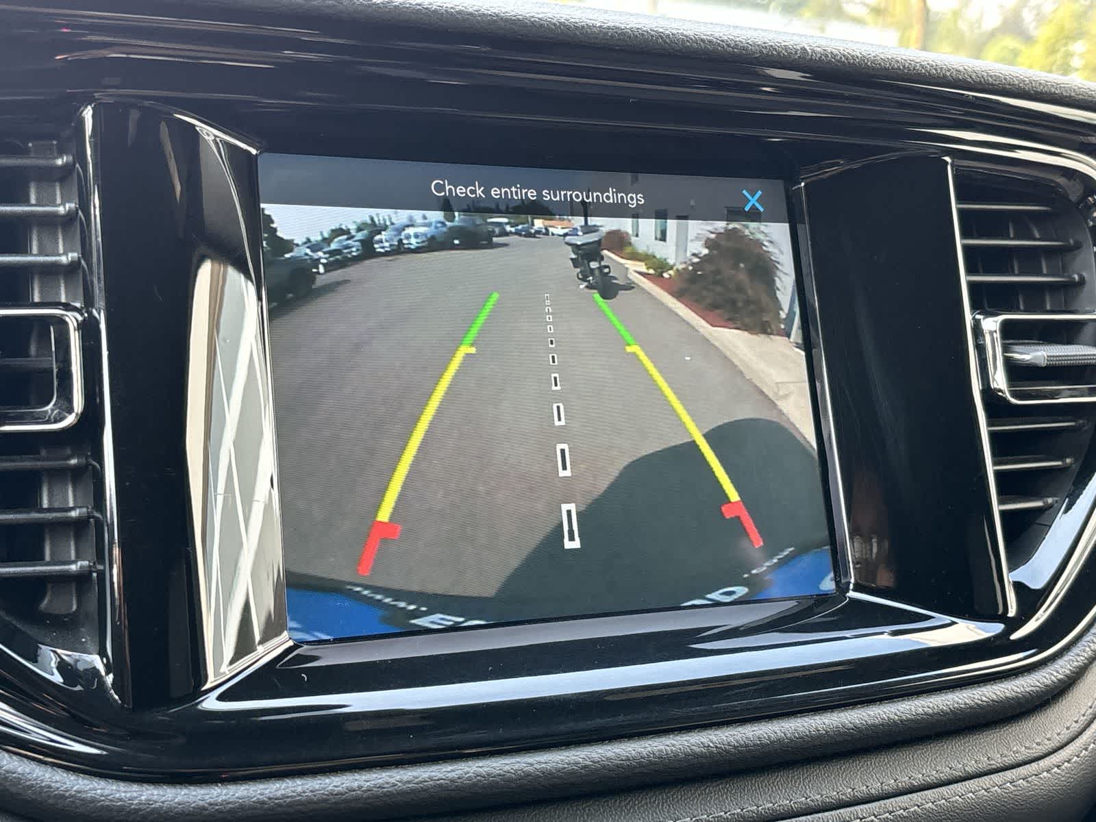 Thumbnail: 2022 Dodge Durango - 22