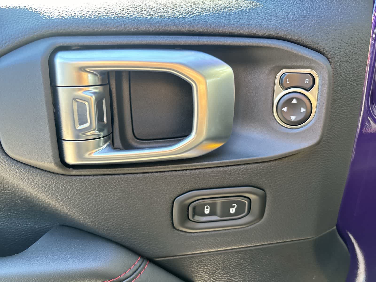 Thumbnail: 2026 Jeep Wrangler - 9