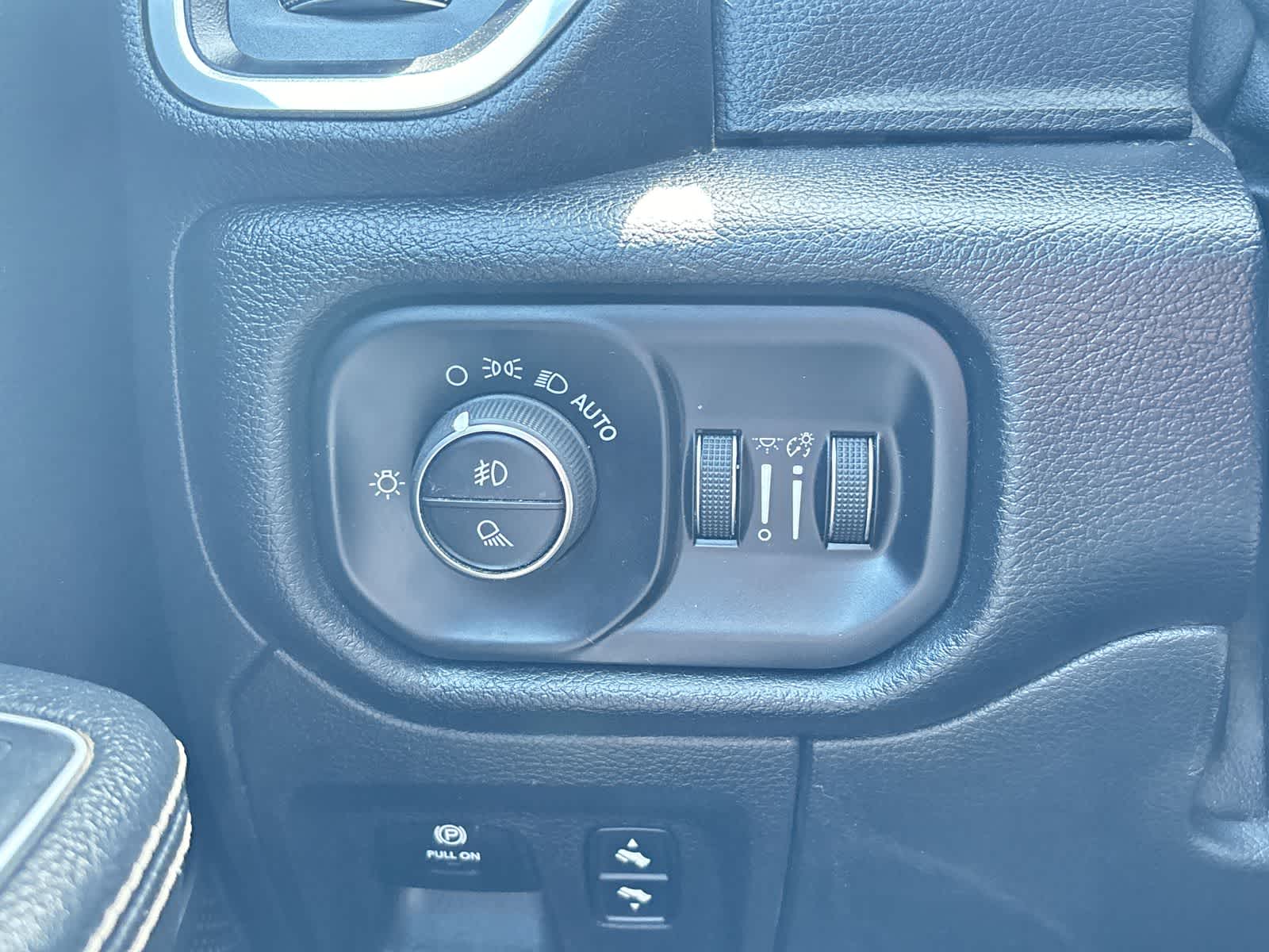 2020 RAM 1500 Laramie 16