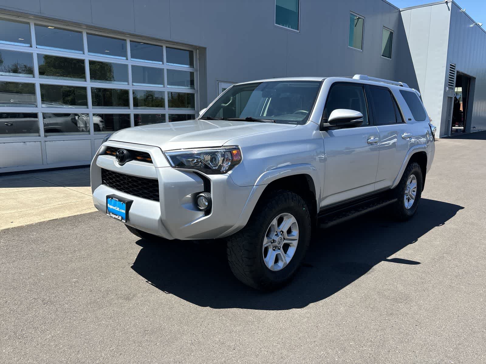 Thumbnail: 2017 Toyota 4Runner - 1