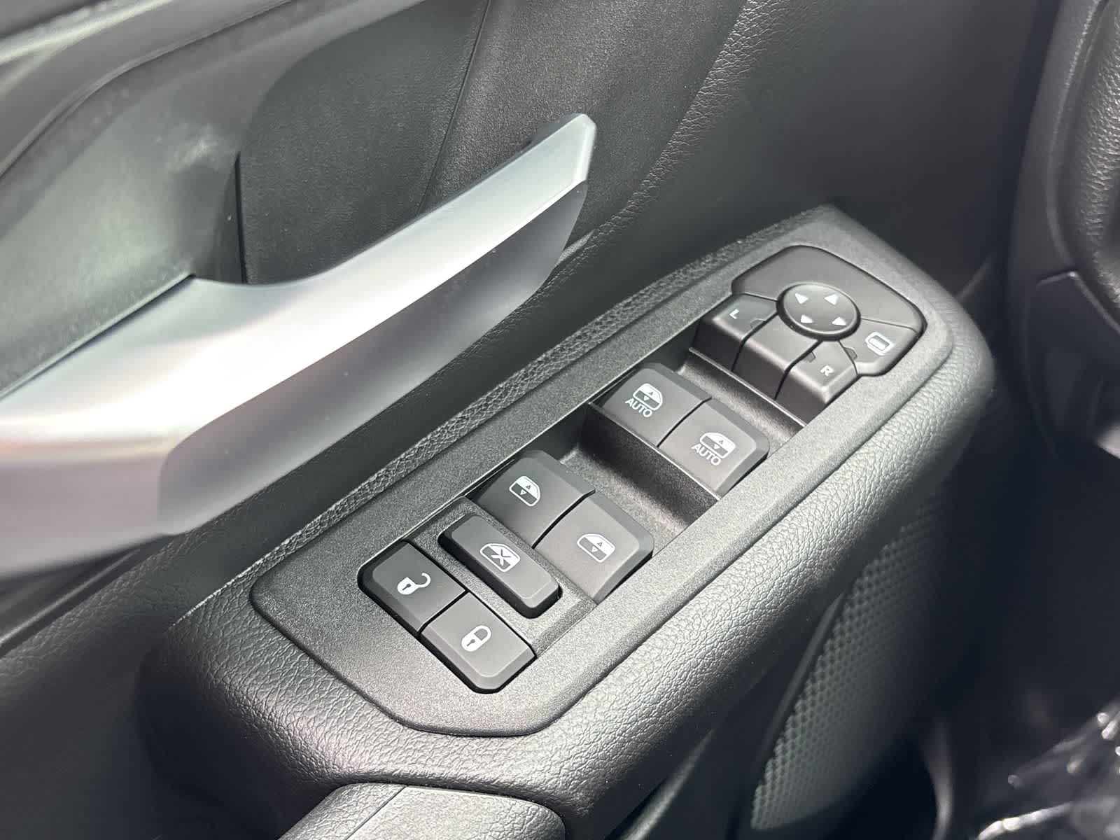 Thumbnail: 2026 RAM 1500 - 29