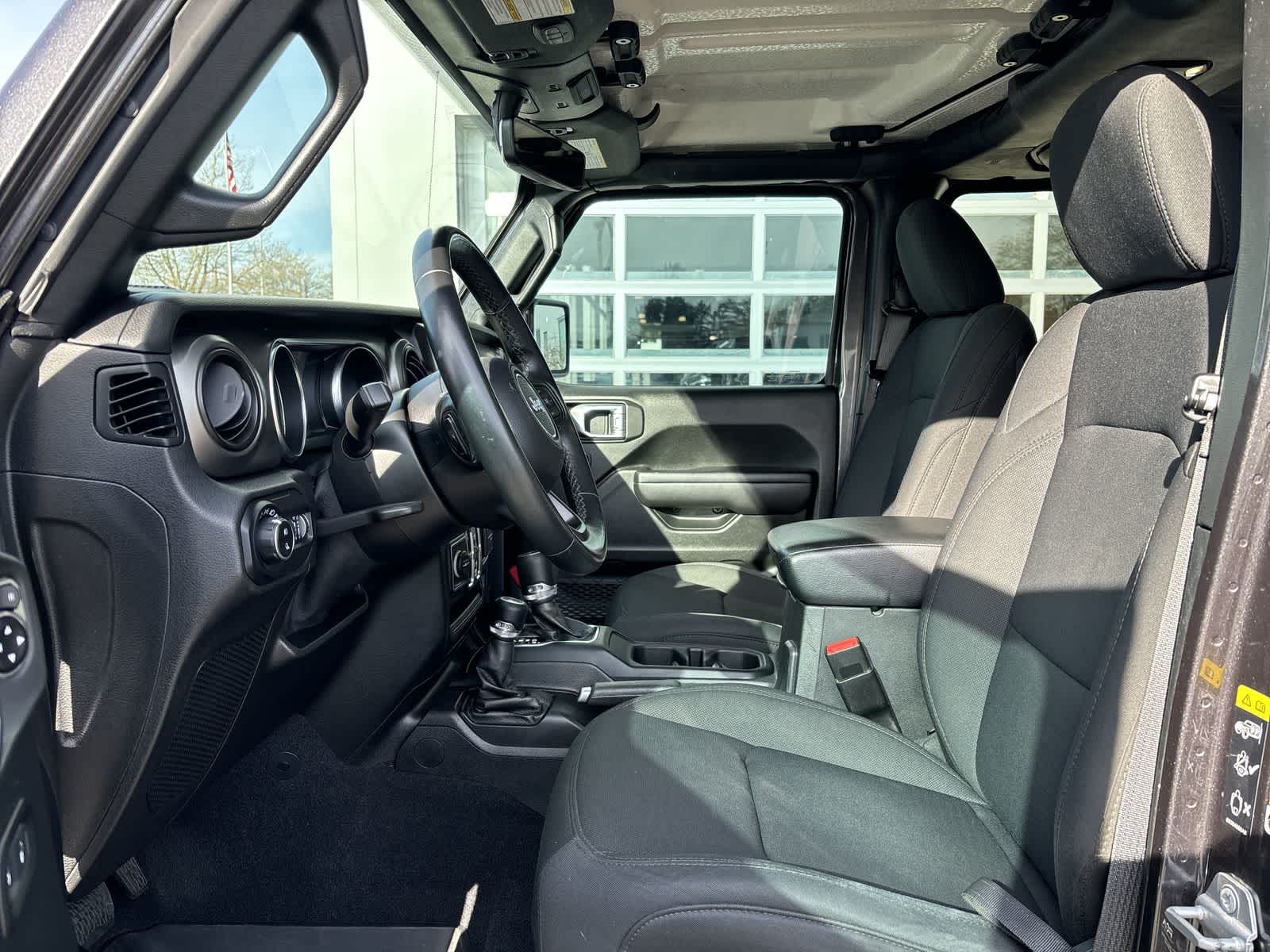 Thumbnail: 2021 Jeep Gladiator - 7