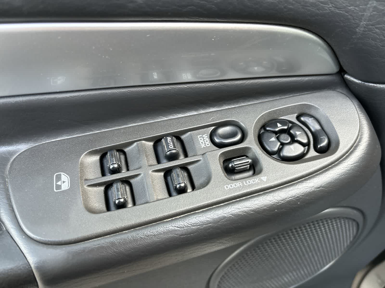 Thumbnail: 2005 Dodge Ram 3500 - 10