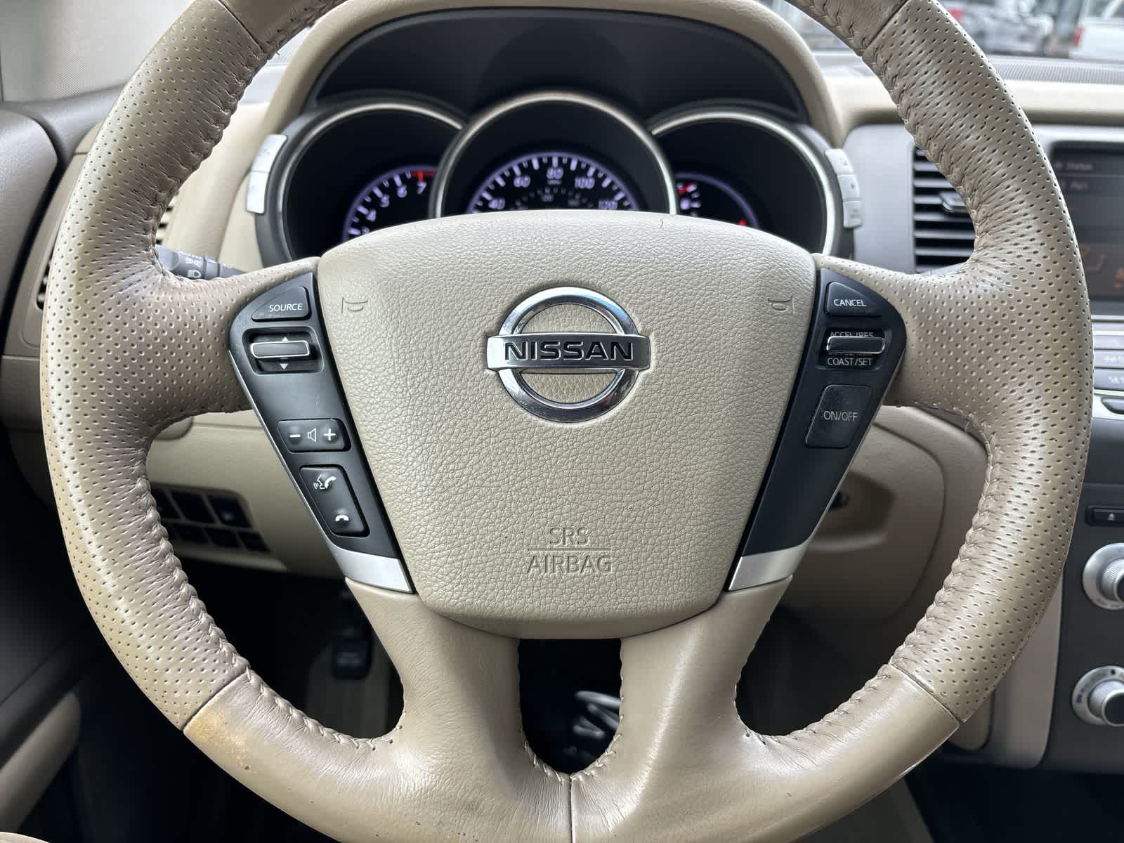 Thumbnail: 2011 Nissan Murano - 12