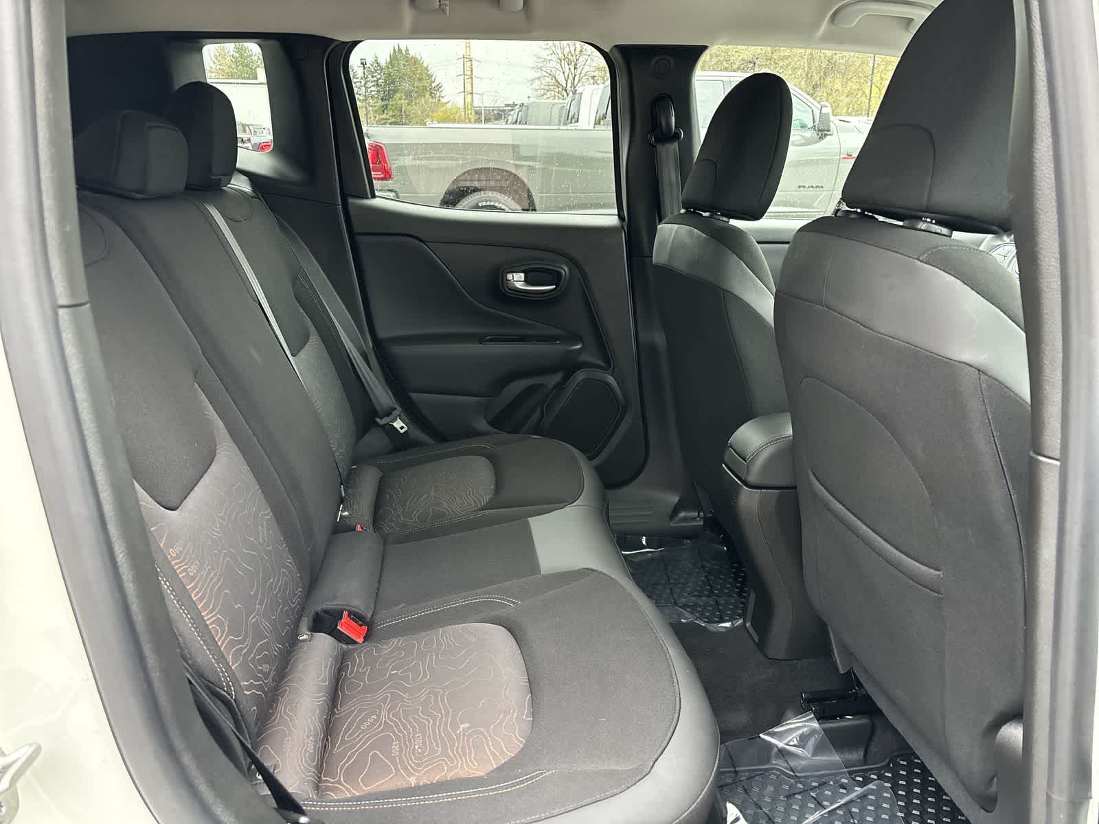 Thumbnail: 2023 Jeep Renegade - 6